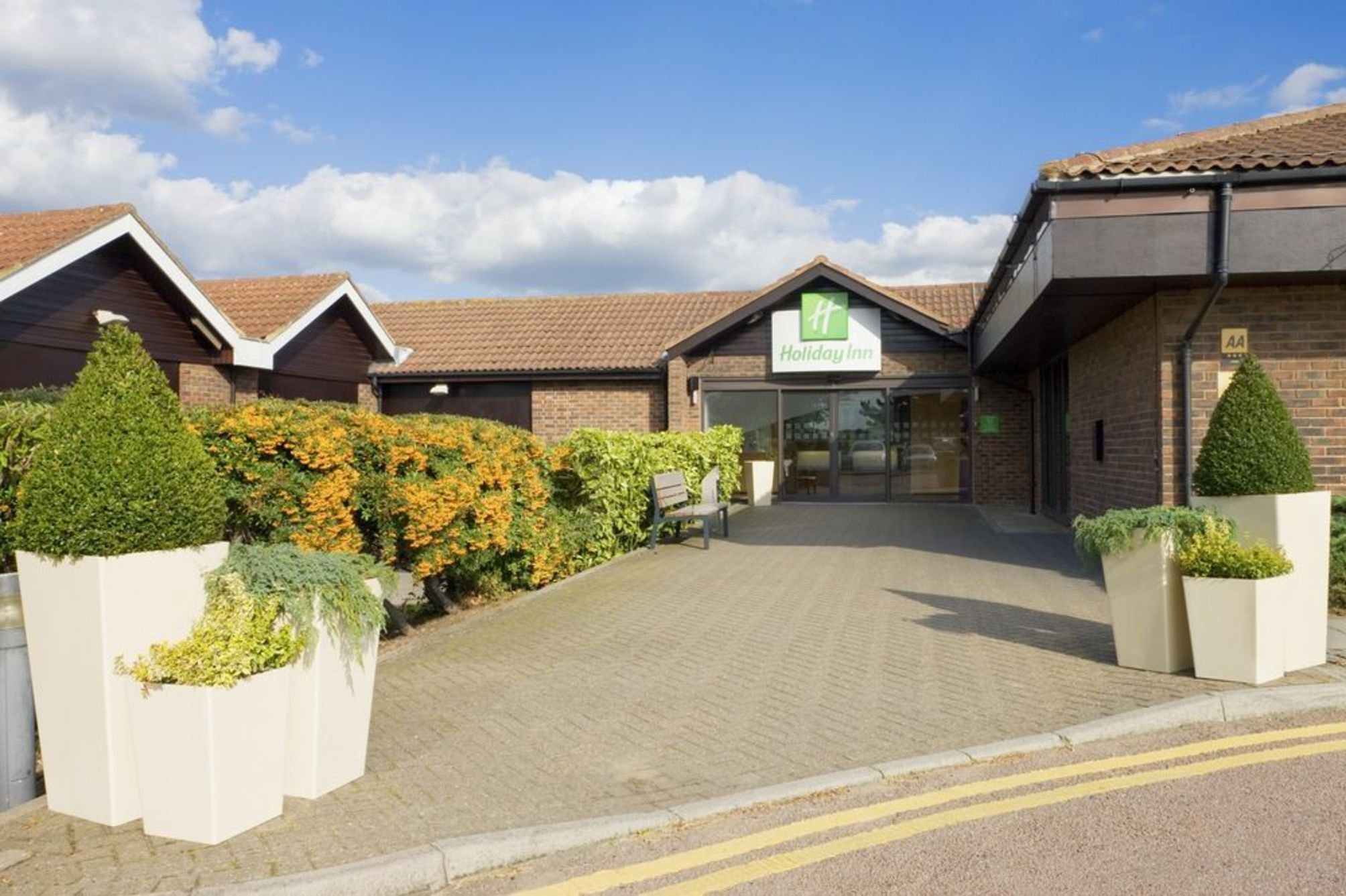 Holiday Inn ROCHESTER - CHATHAM by IHG 1