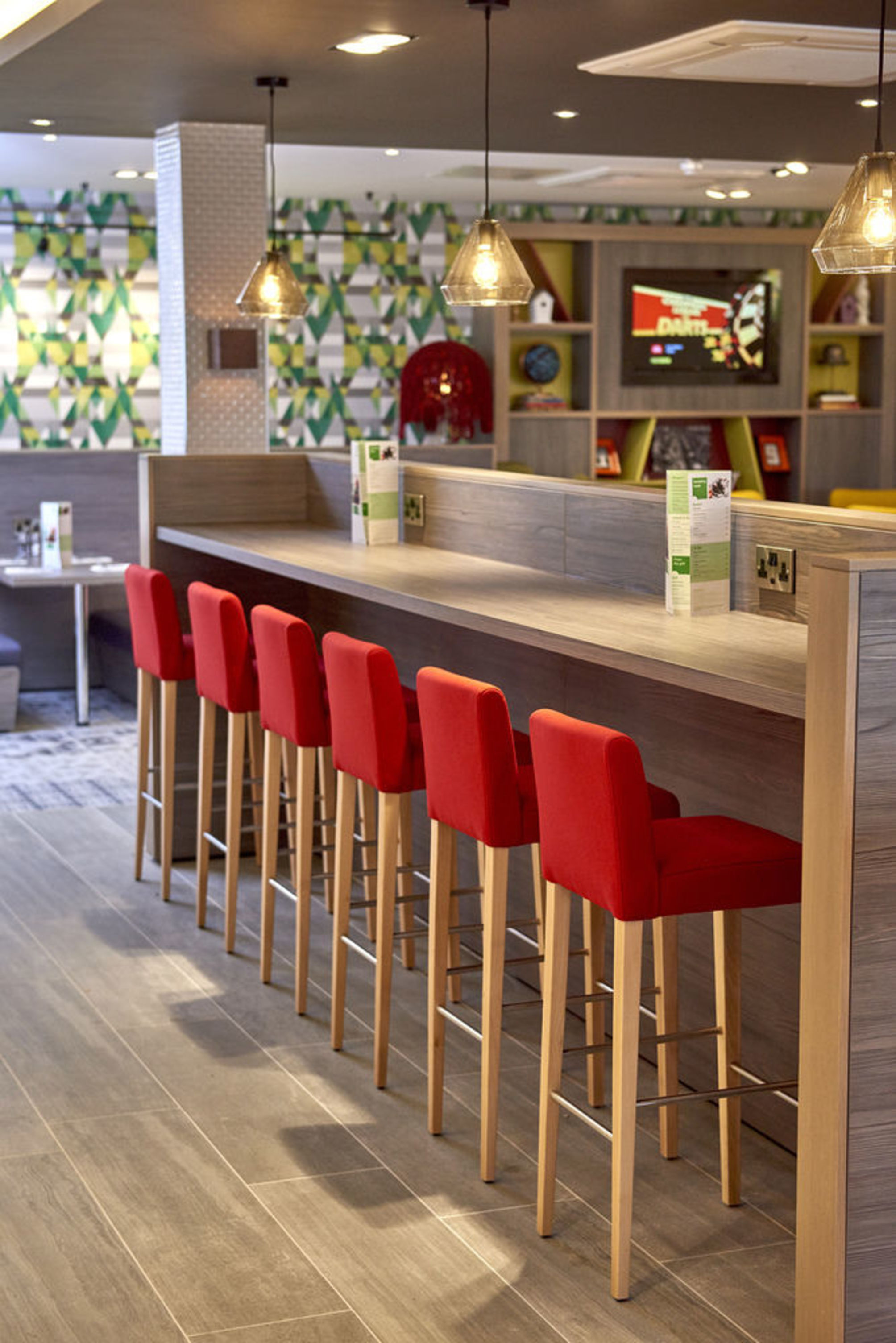 Holiday Inn NORTHAMPTON WEST M1, JCT 16 by IHG 1