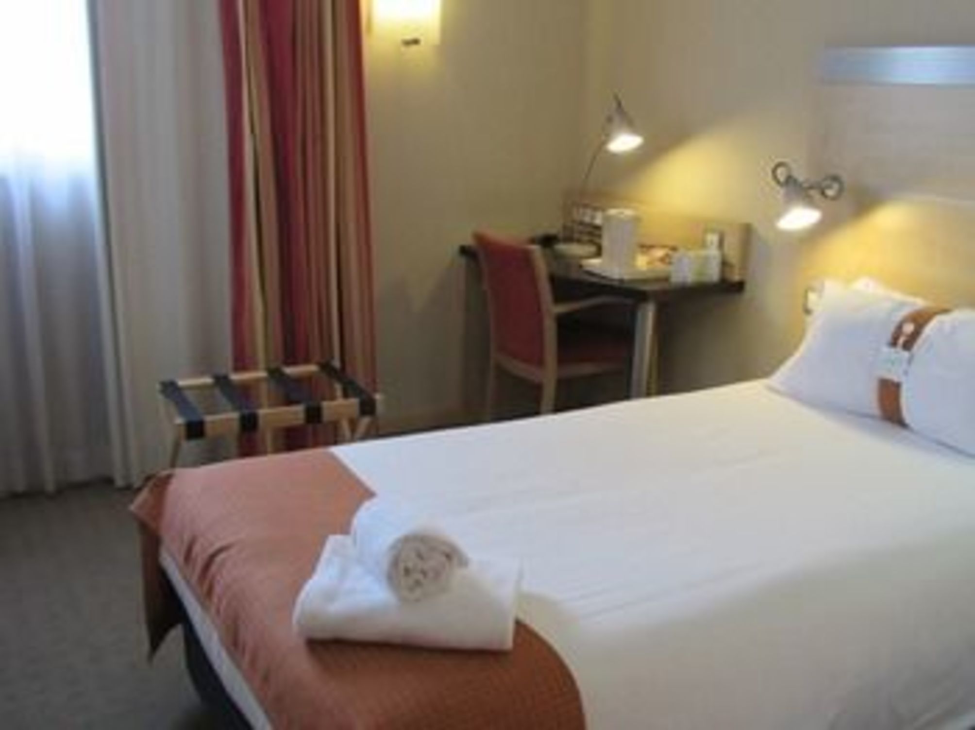 Holiday Inn Express VALENCIA - BONAIRE by IHG 1