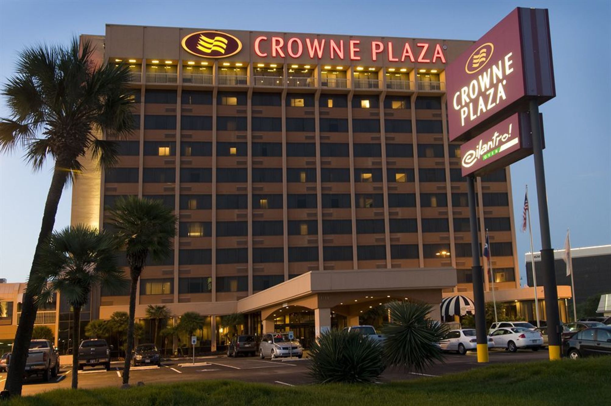 Crowne Plaza SAN ANTONIO AIRPORT by IHG 1