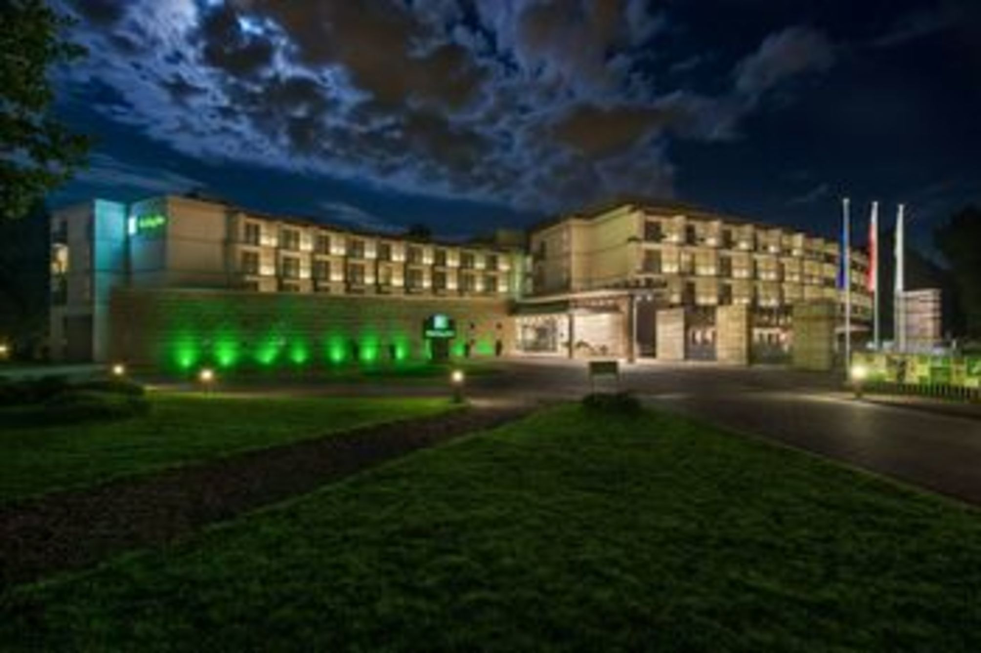 Holiday Inn Resort WARSAW - JOZEFOW by IHG 1