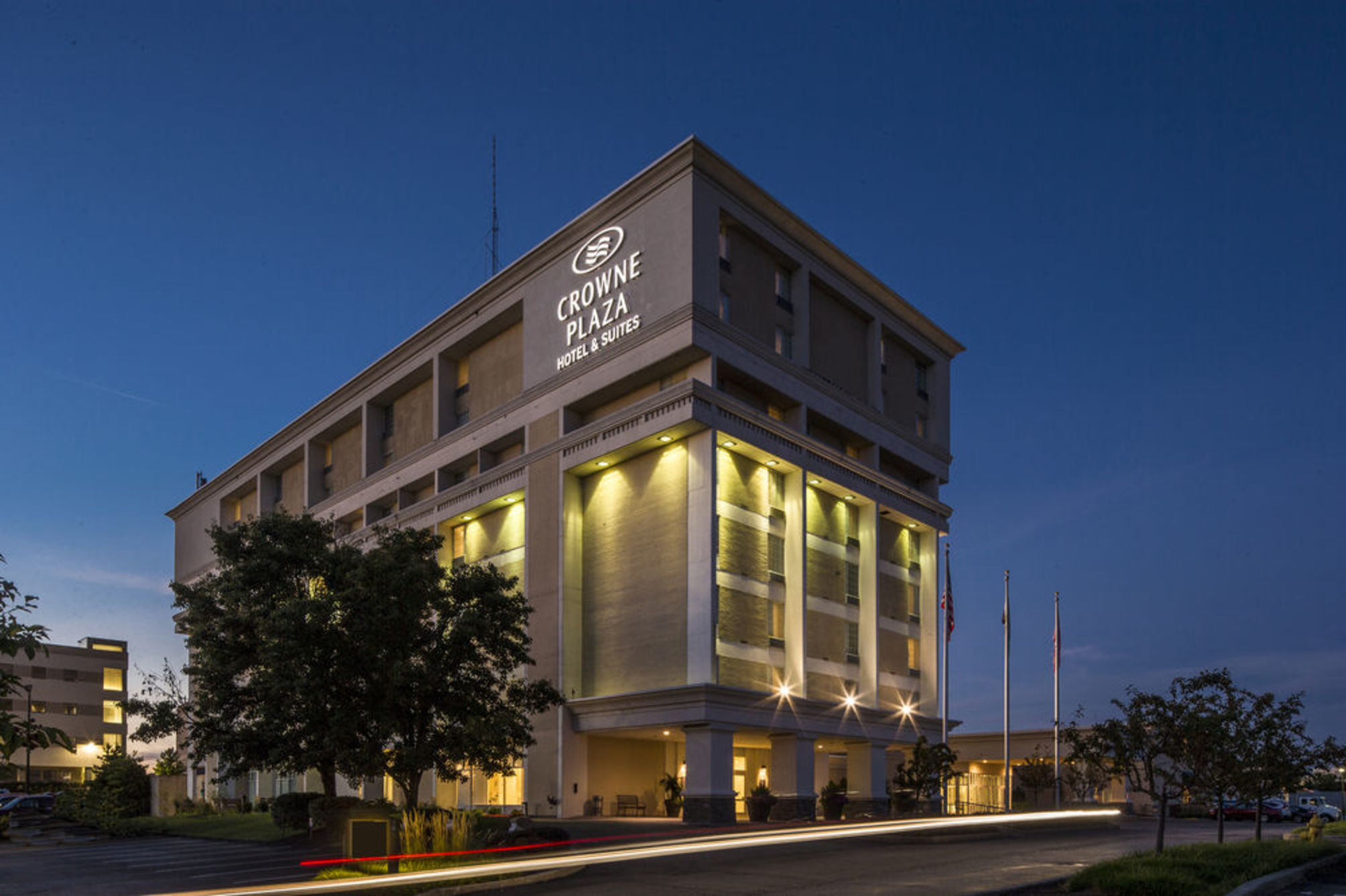 Crowne Plaza Suites PITTSBURGH SOUTH by IHG 1