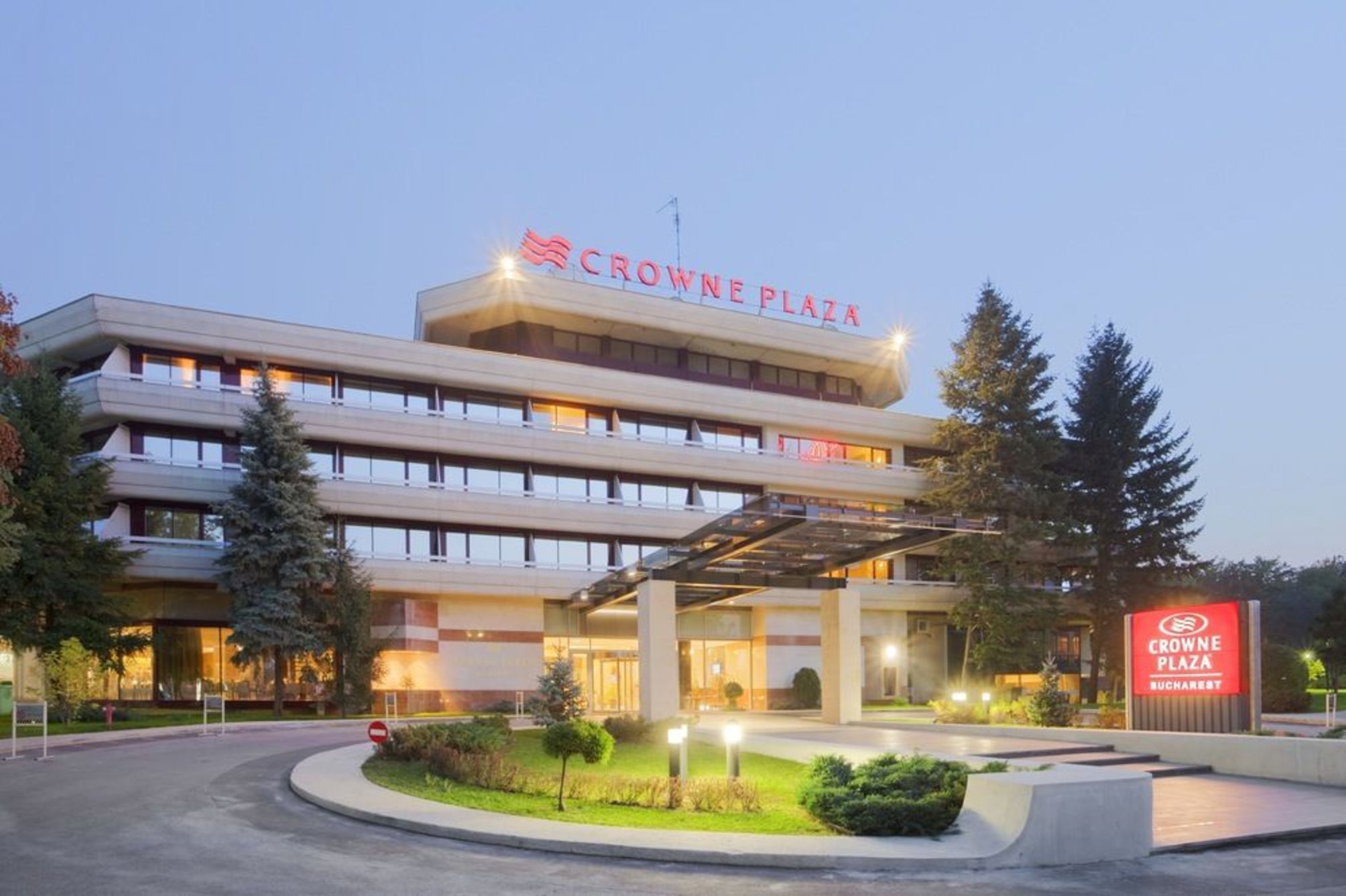 Crowne Plaza BUCHAREST by IHG 1