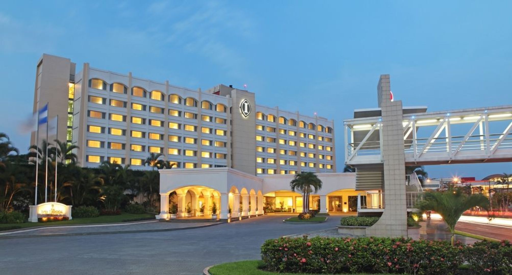 InterContinental Hotels SAN SALVADOR-METROCENTRO MALL by IHG 1