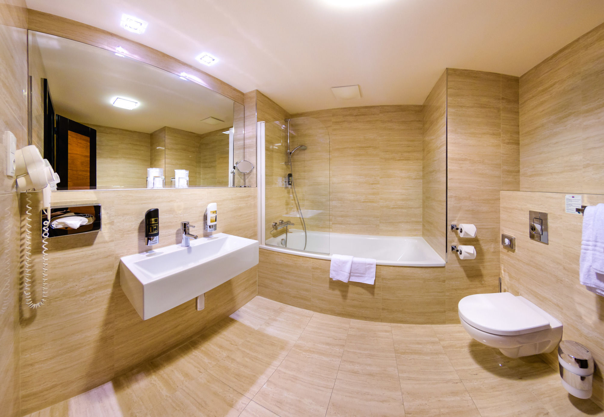 Superior Twin/Double Room