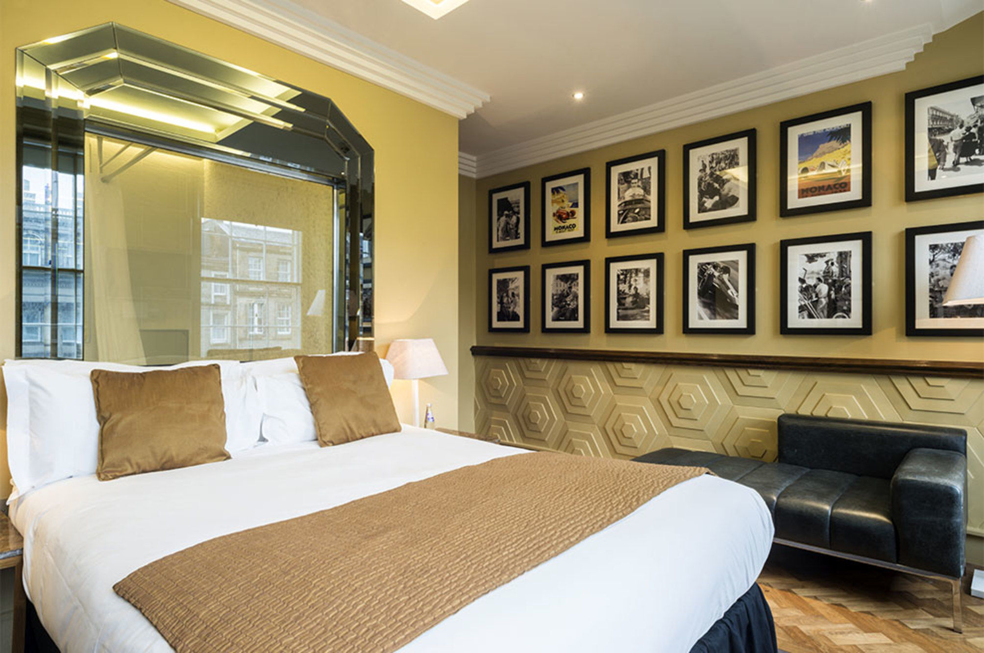 Le Monde Hotel 2