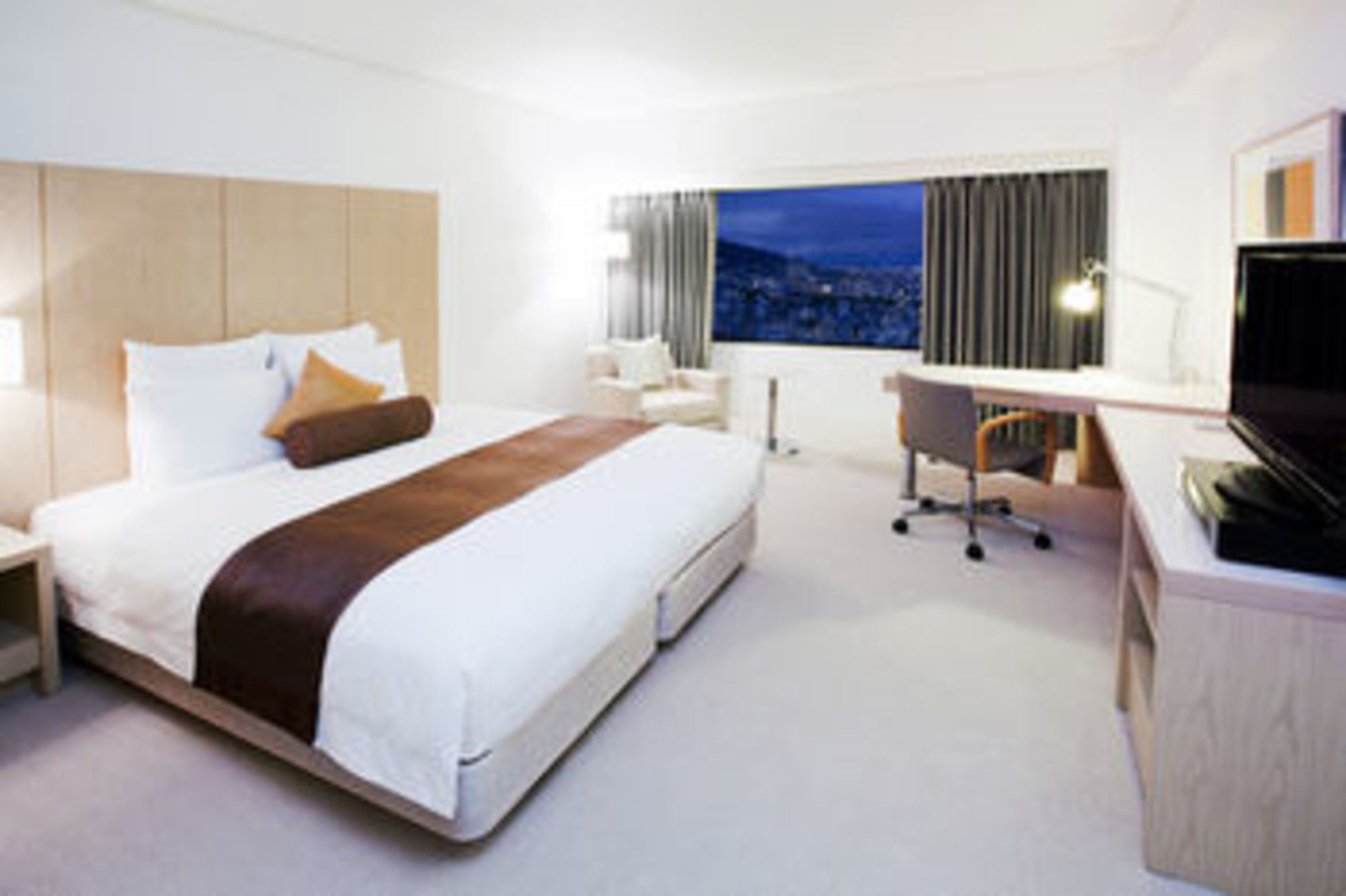 ANA Crowne Plaza KOBE by IHG 2
