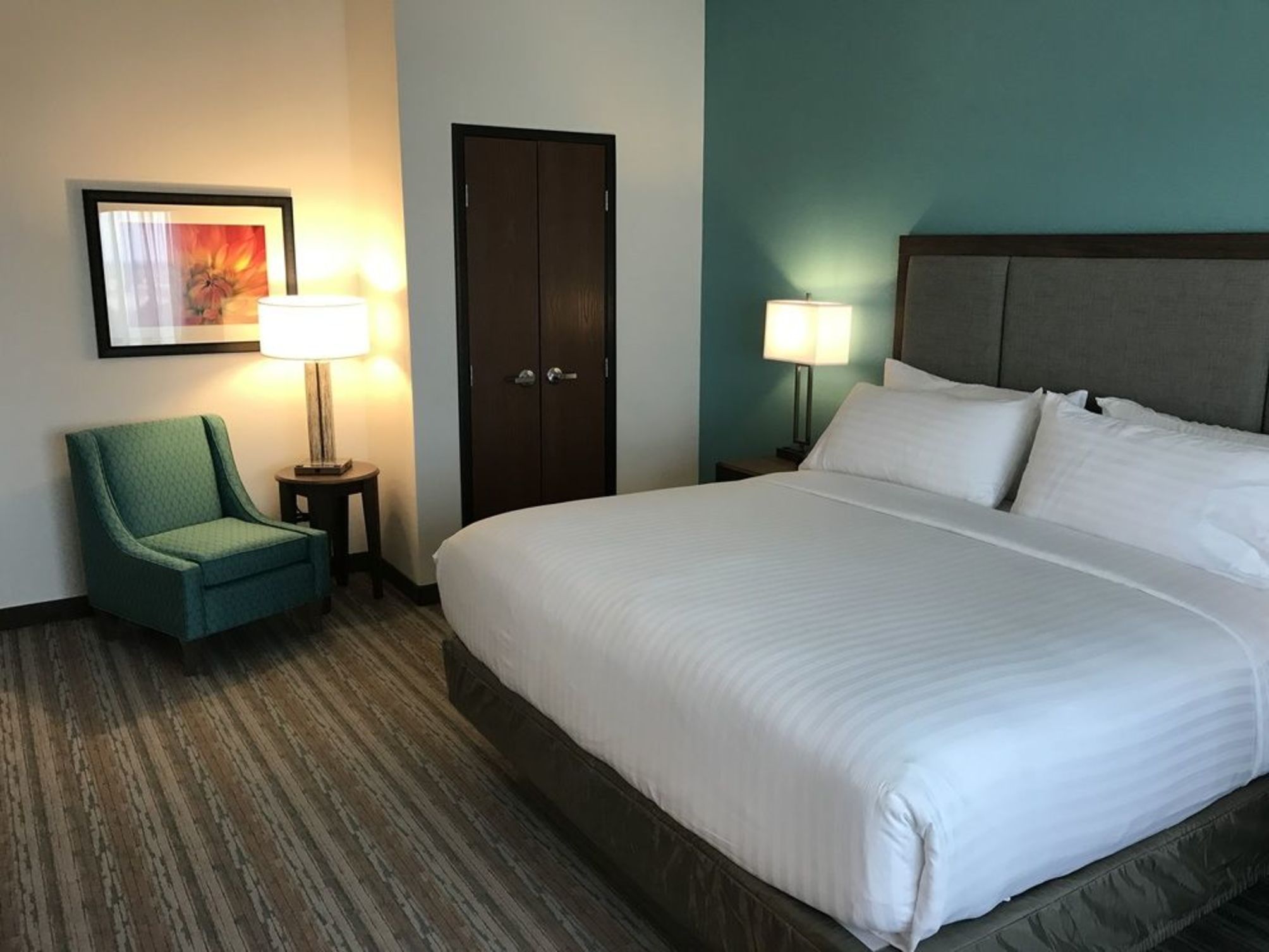 Holiday Inn & Suites DENVER TECH CENTER-CENTENNIAL by IHG 1