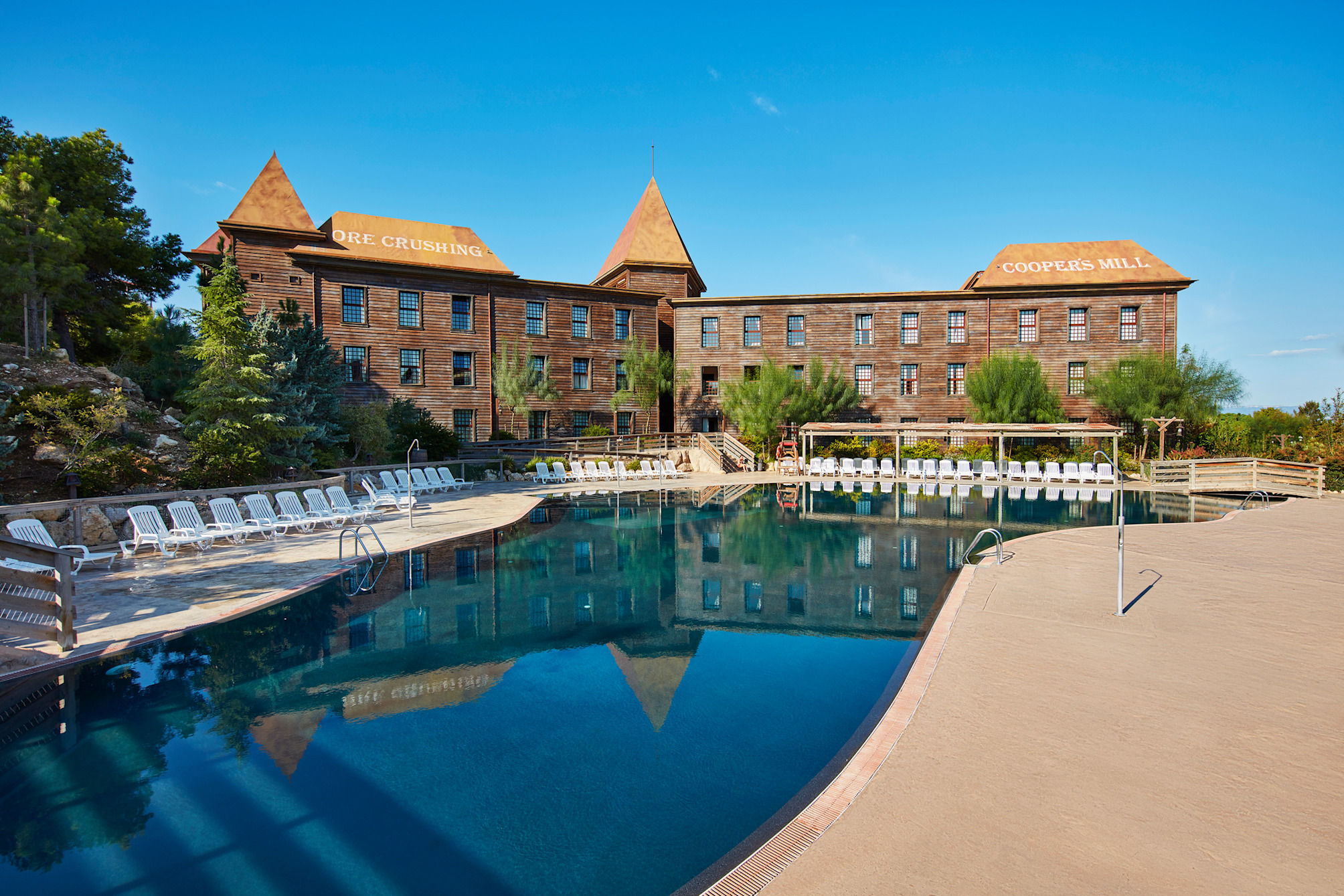 PortAventura Hotel Gold River 4* - Includes unlimited access to PortAventura Park & 1 access to Ferrari Land 2