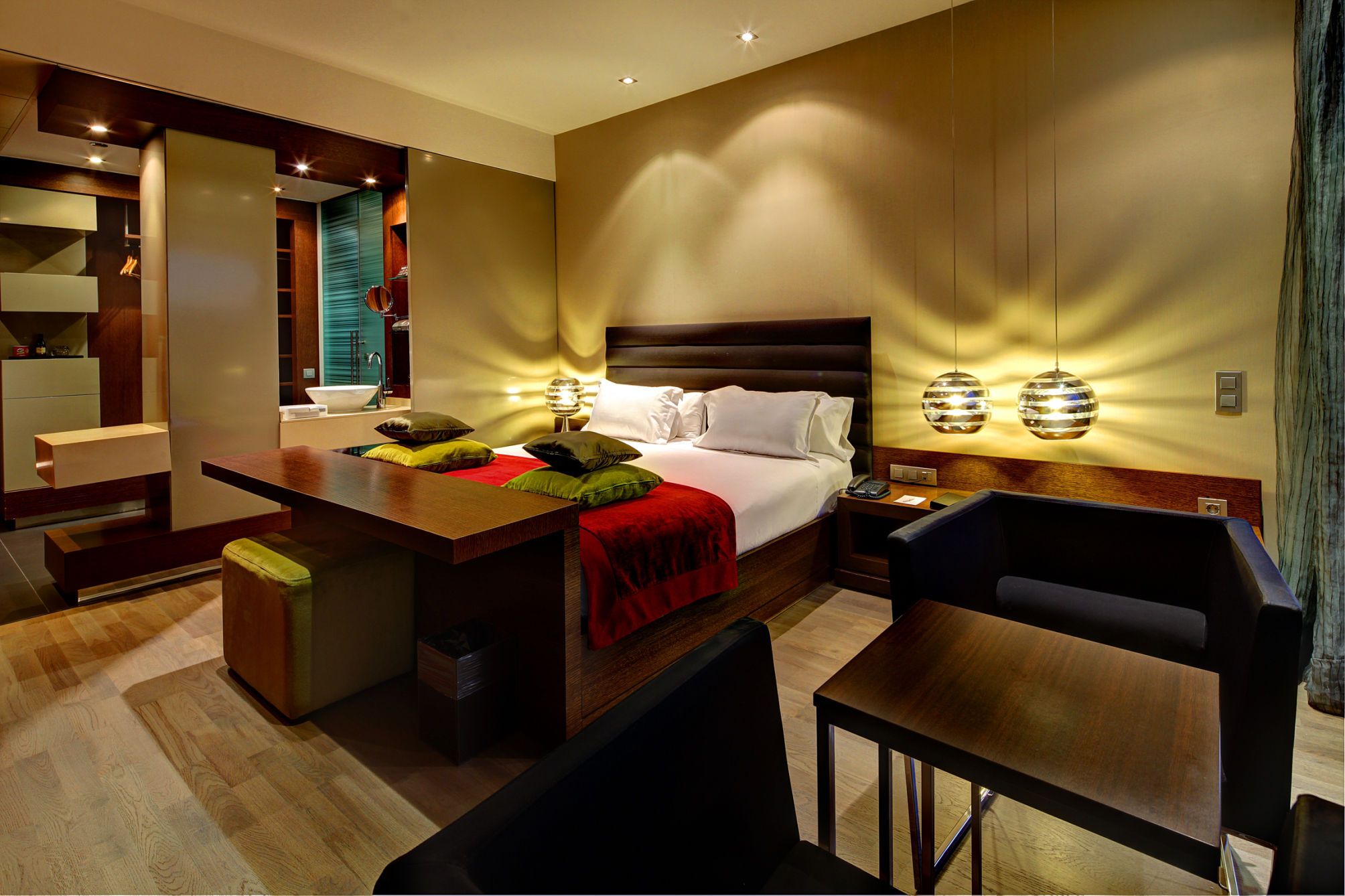 Olivia Plaza Hotel 2