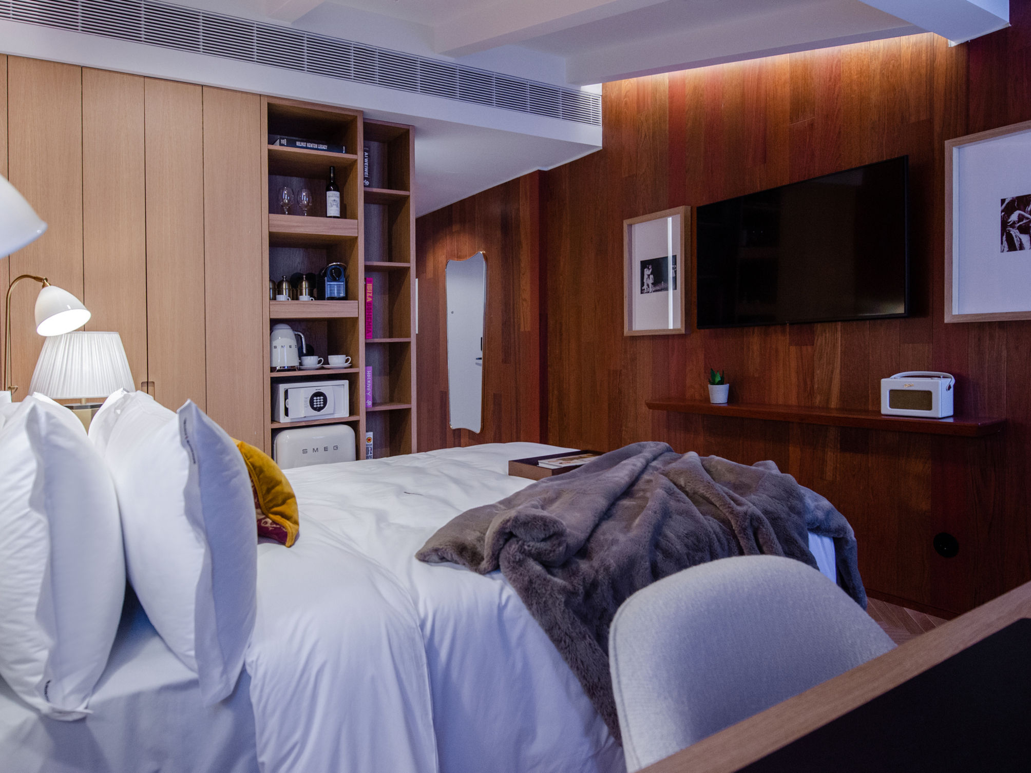 Historical Standard Mansard Room