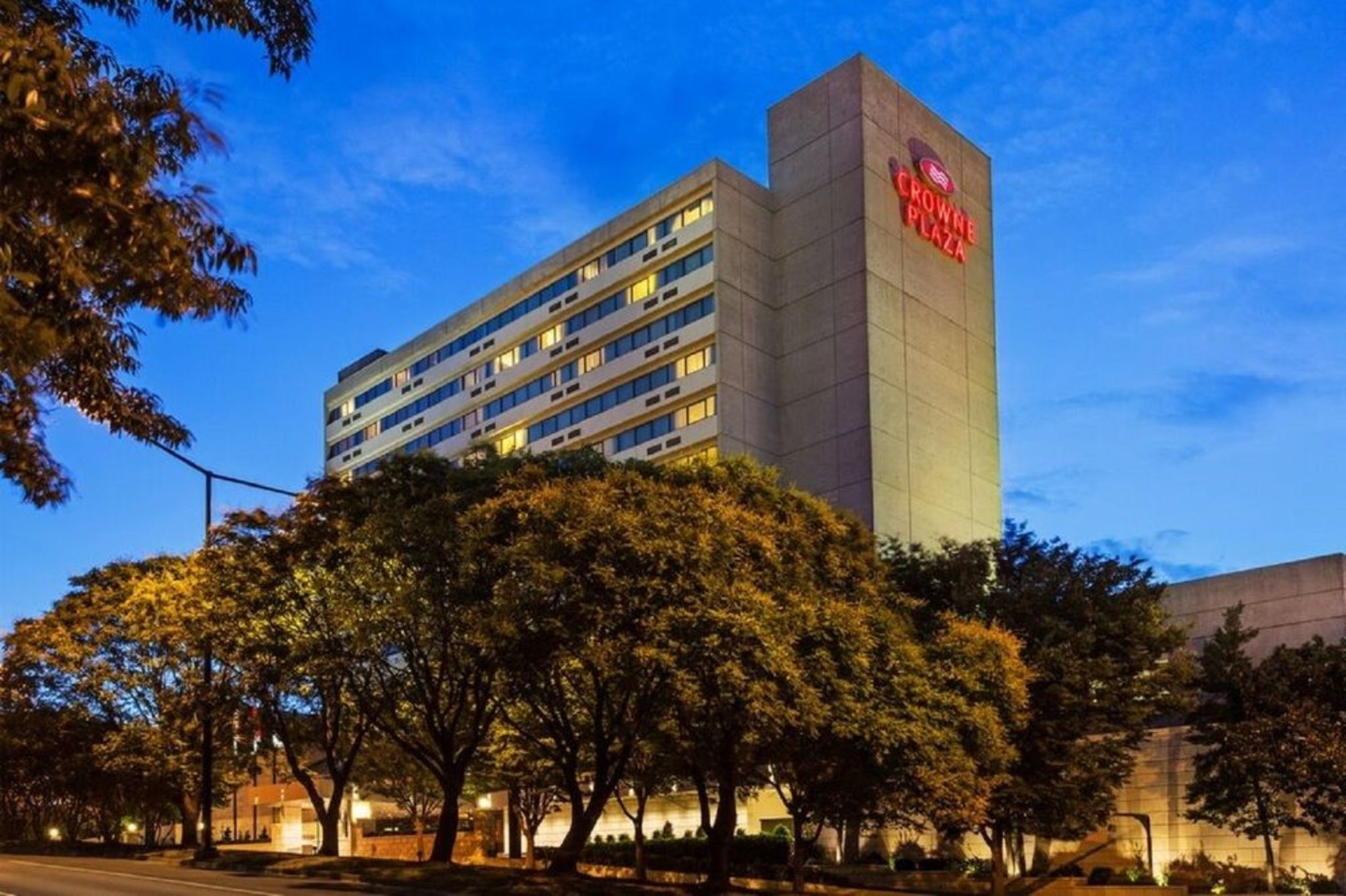 Crowne Plaza KNOXVILLE DOWNTOWN UNIVERSITY by IHG 2