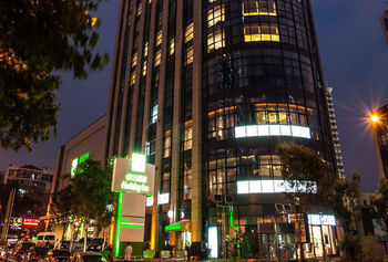 Paris - Qingdao - Holiday Inn QINGDAO CITY CENTRE by IHG - Qingdao
