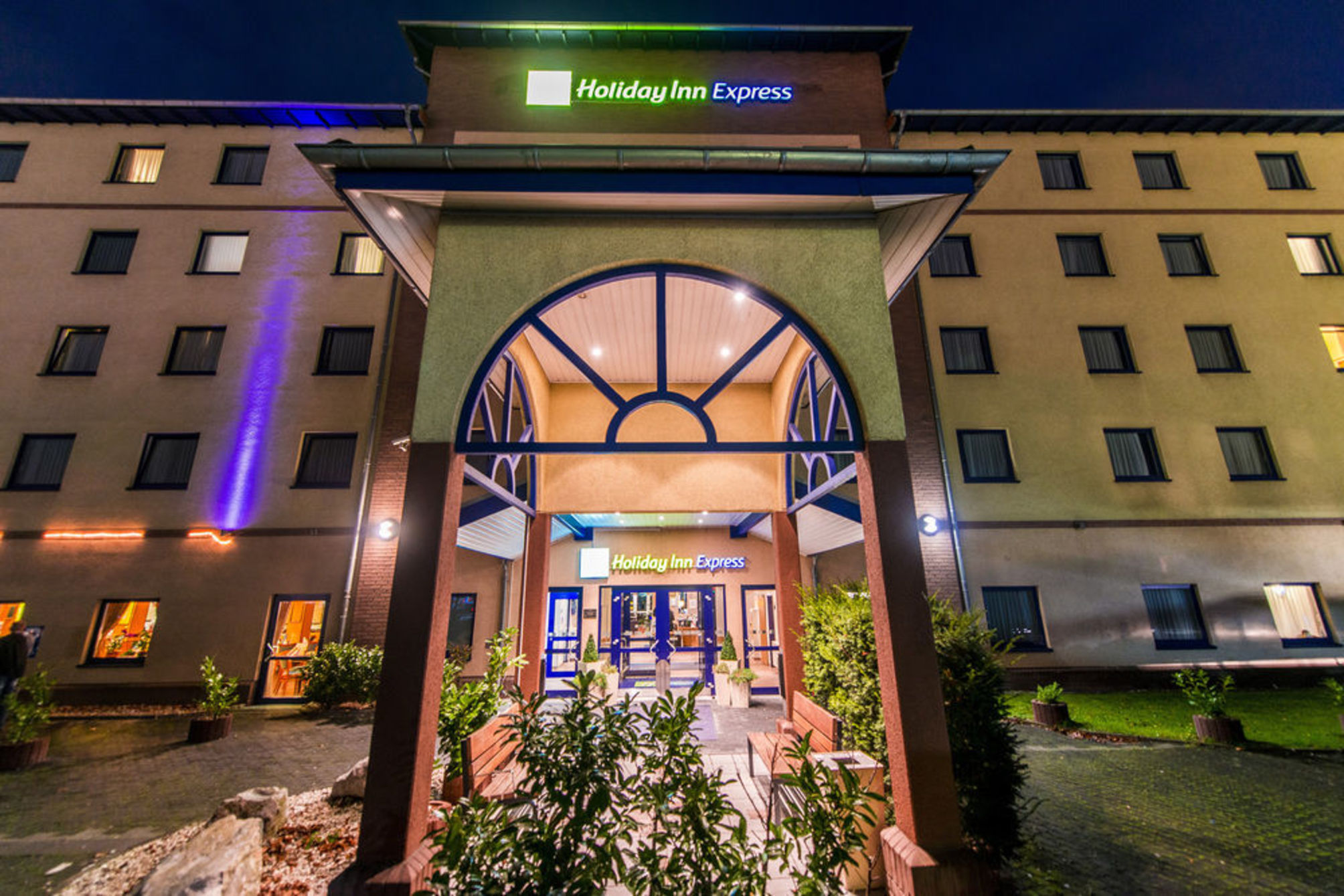 Holiday Inn Express COLOGNE - TROISDORF by IHG 2