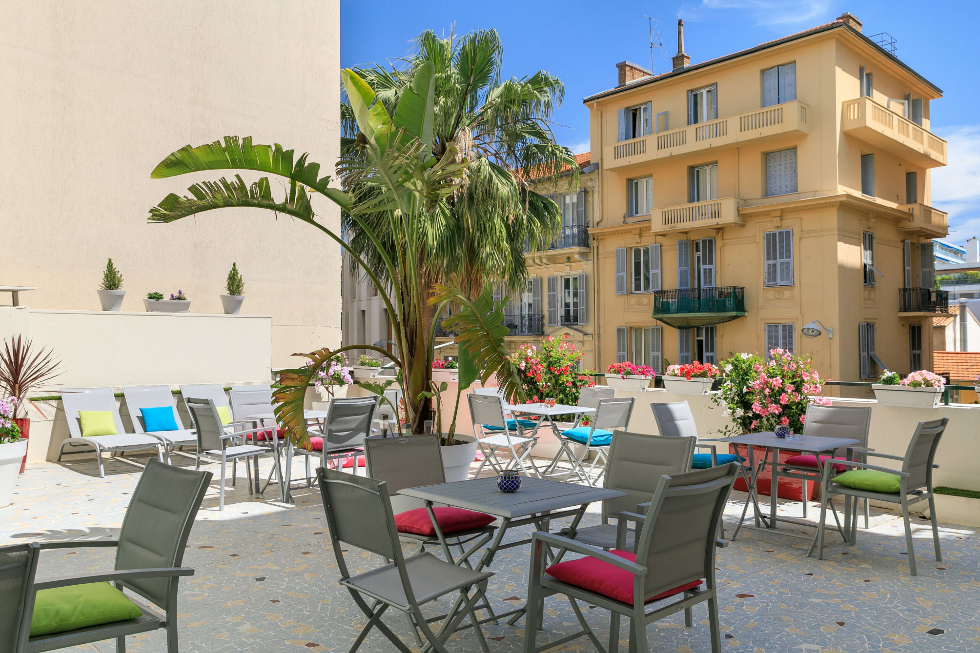 Hôtel Locarno Nice 1