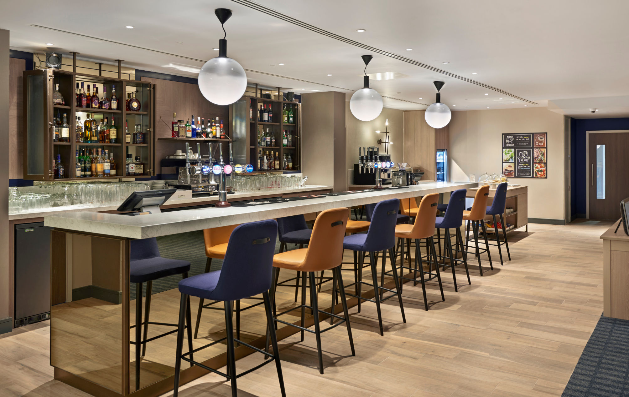 Hyatt Place London Heathrow Airport 2