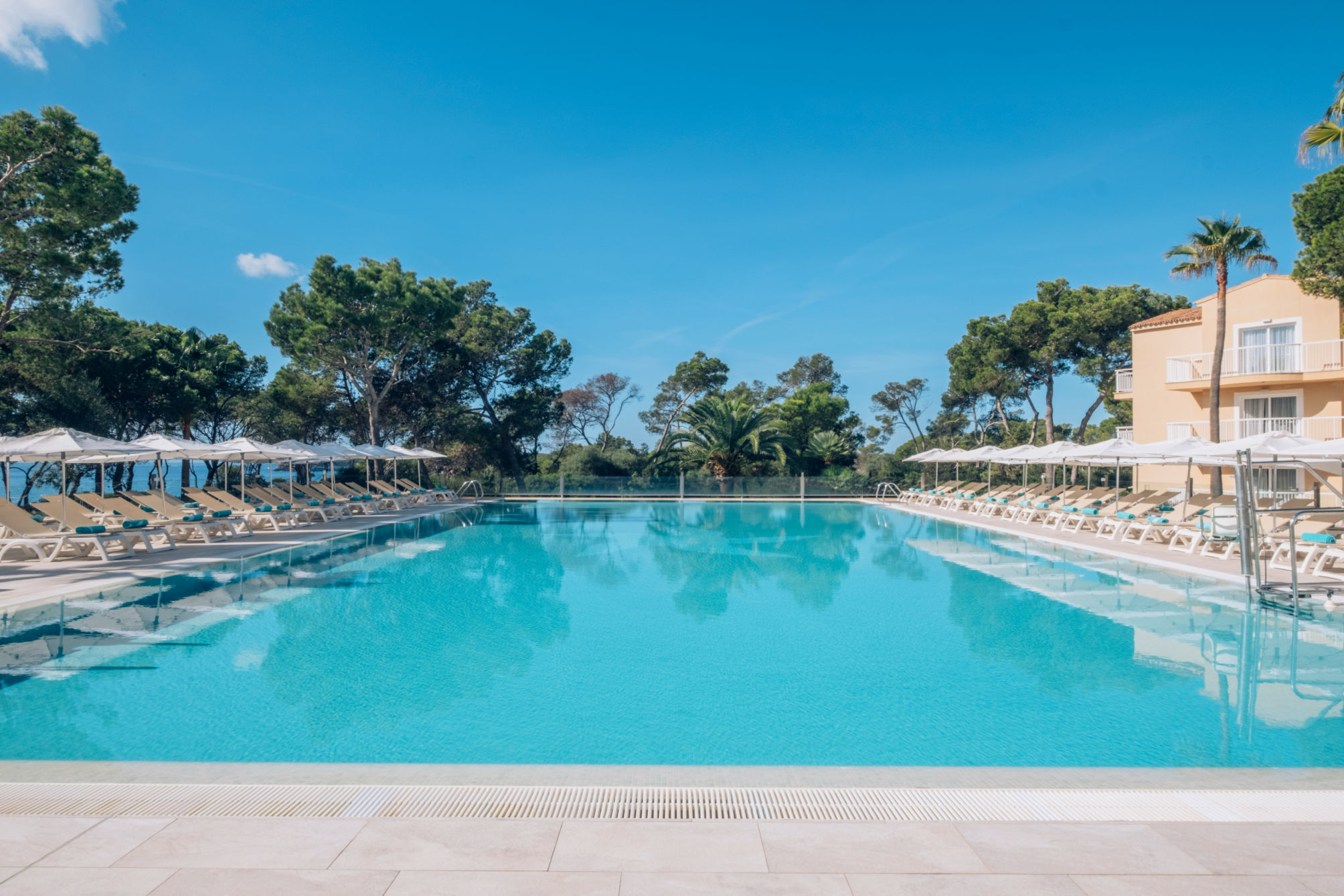 Iberostar Waves Club Cala Barca All Inclusive 2