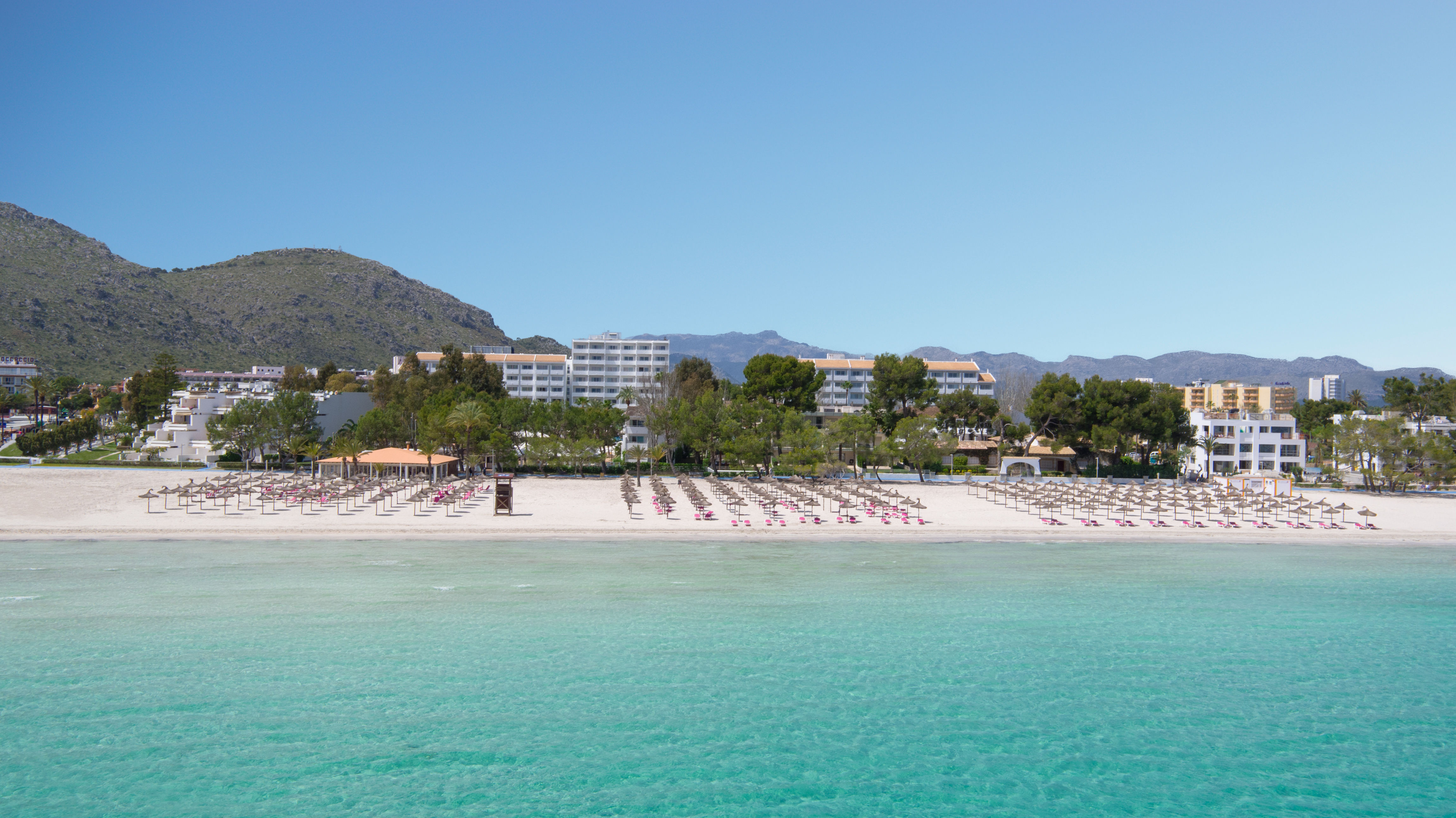 Iberostar Waves Ciudad Blanca 2