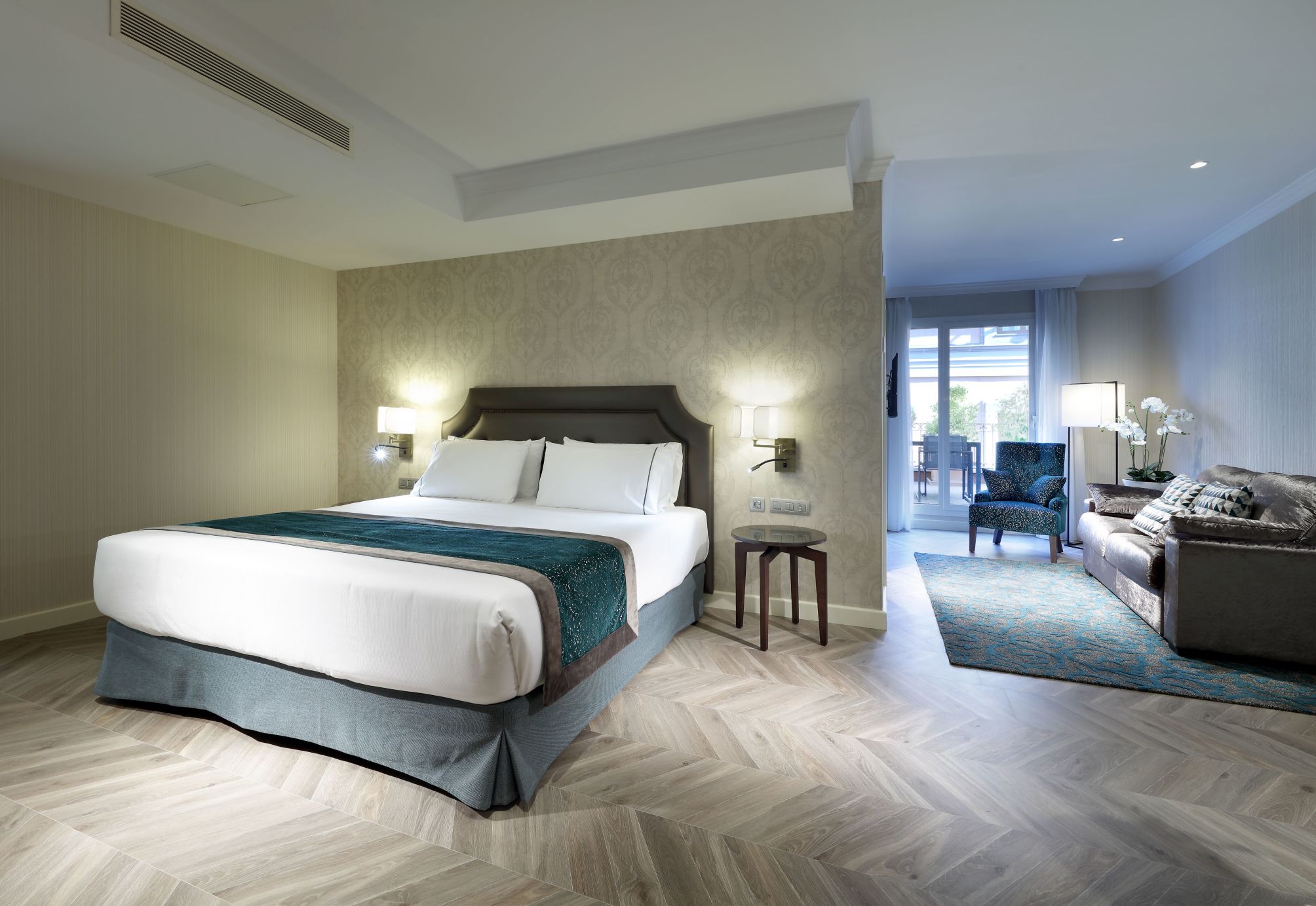 Deluxe Double Room with Terrace