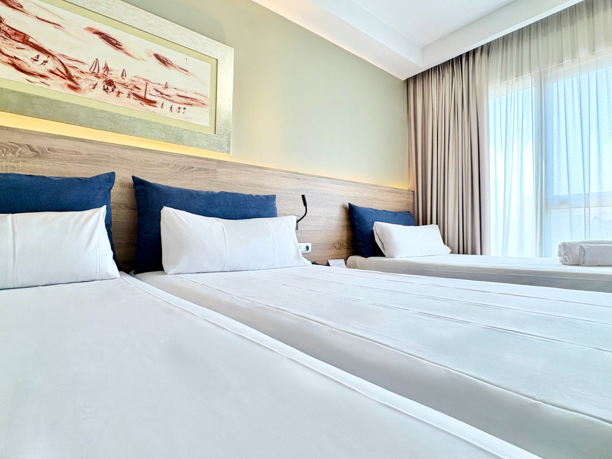 Standard Twin Room