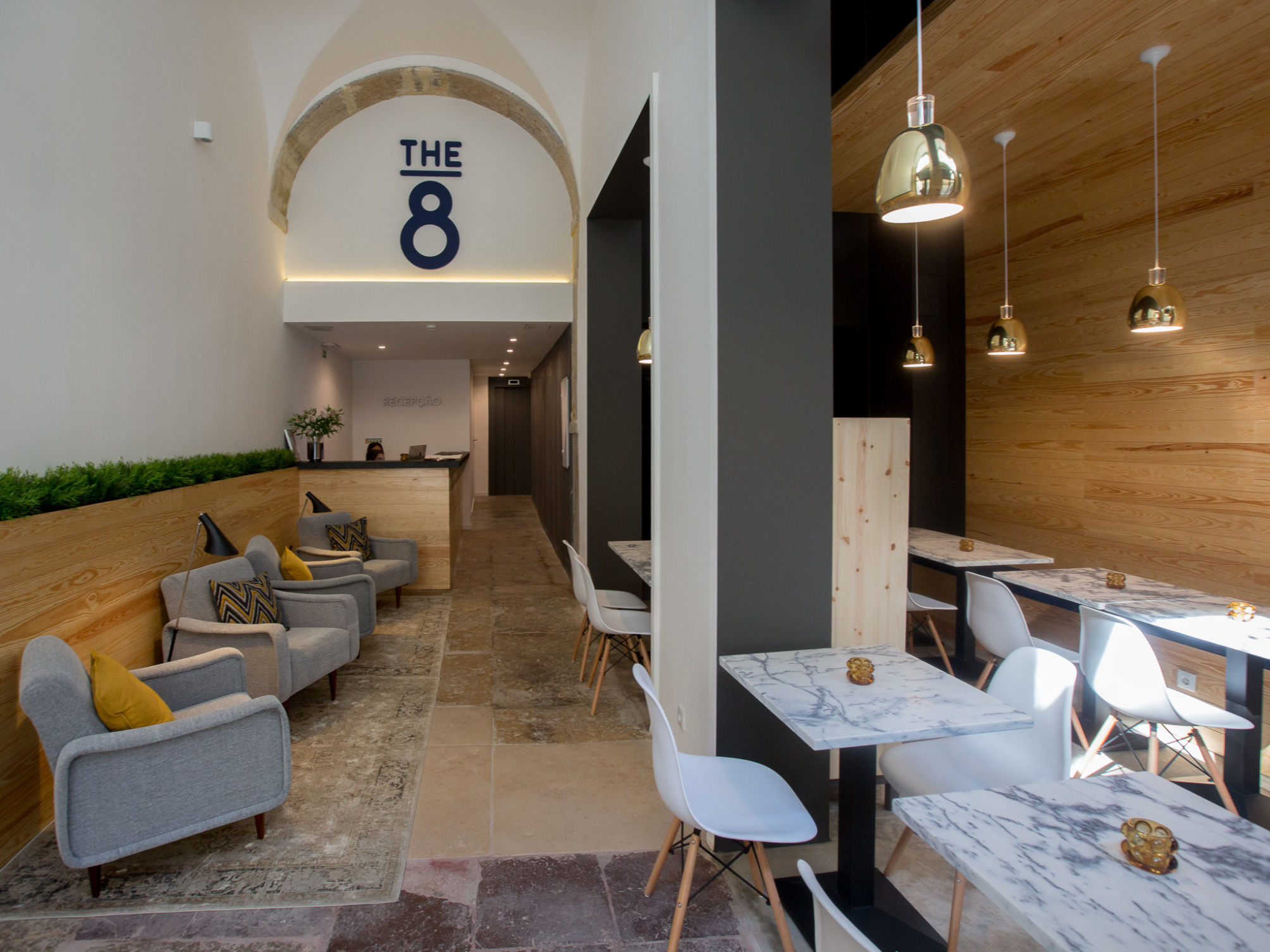 The 8 - Downtown Suites 2