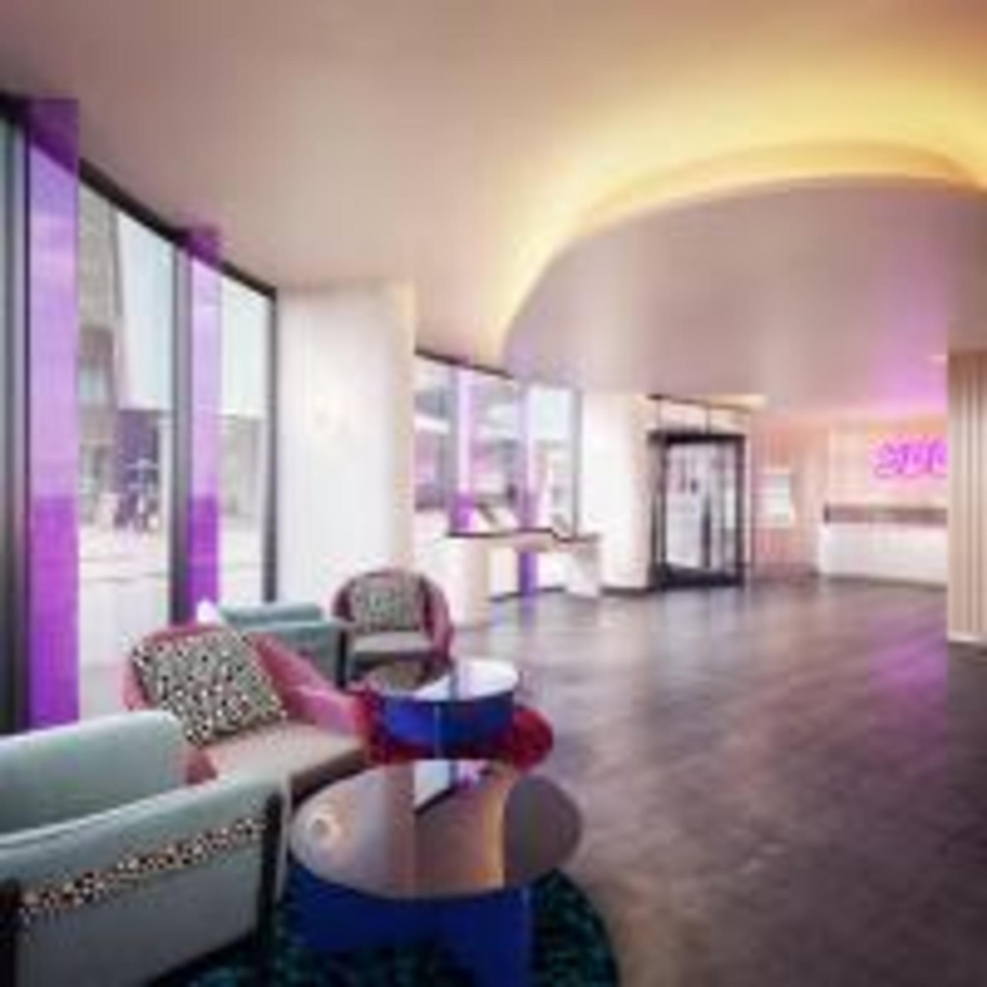 YOTEL Glasgow 2