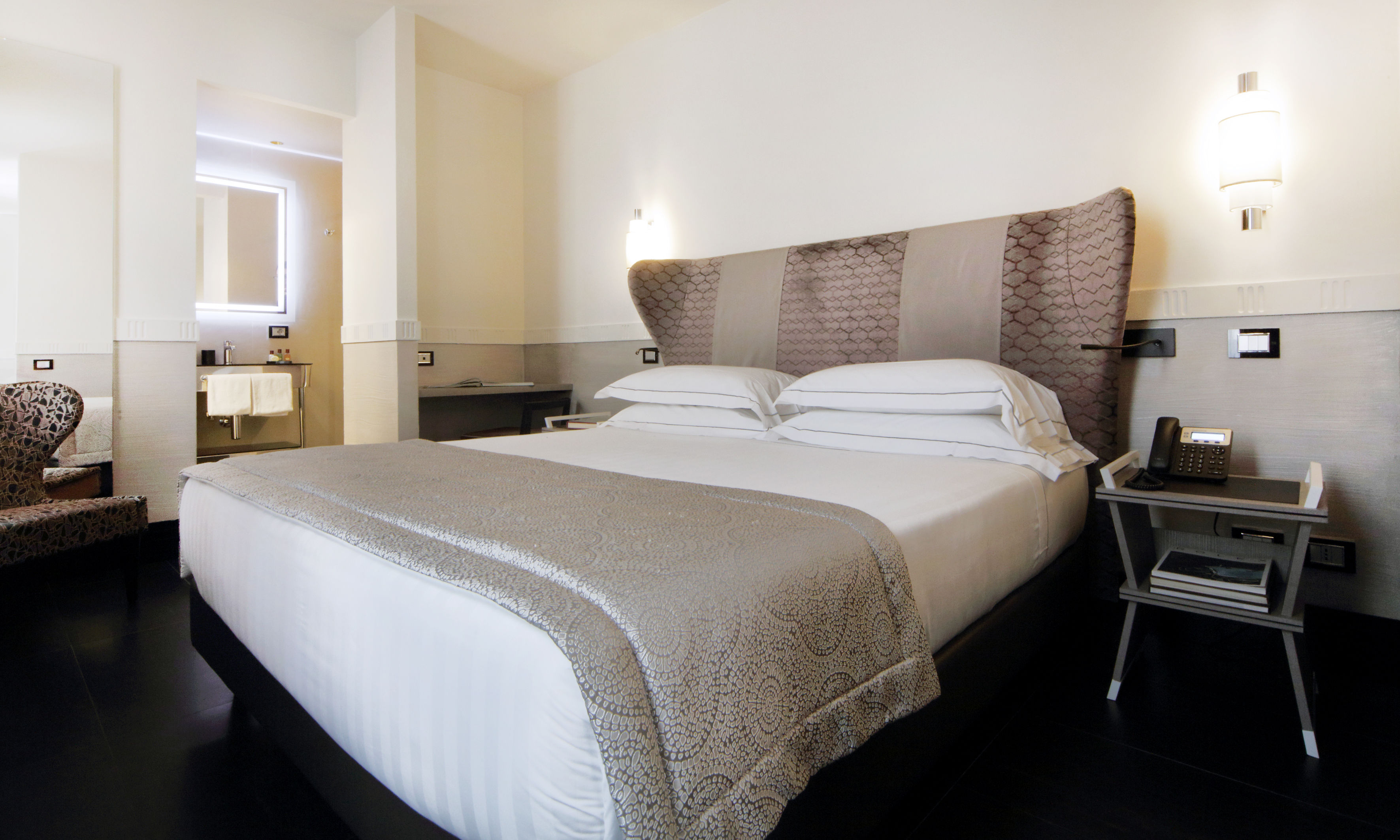 Unica Suites Rome 1