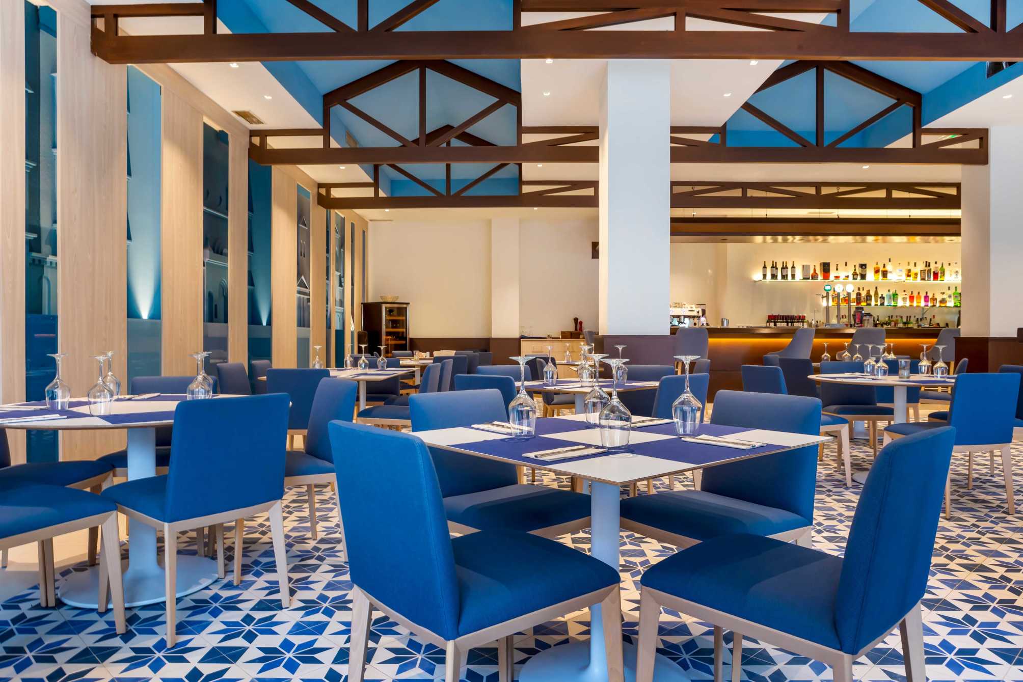 Los Amigos Beach Club 2
