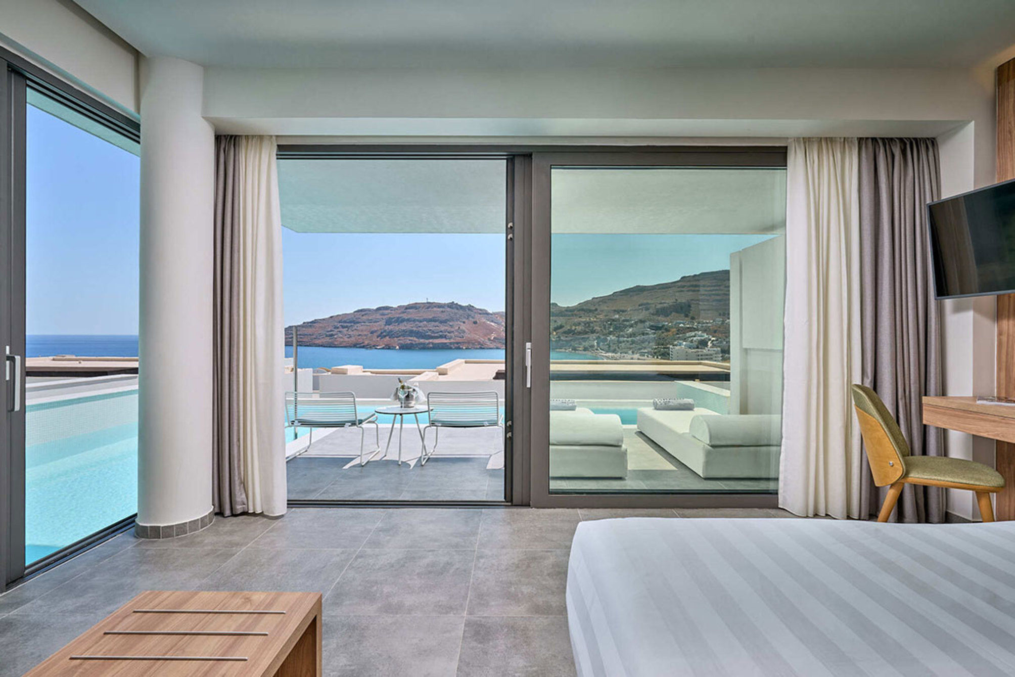 Deluxe Junior Suite with Private Pool and Sea View
