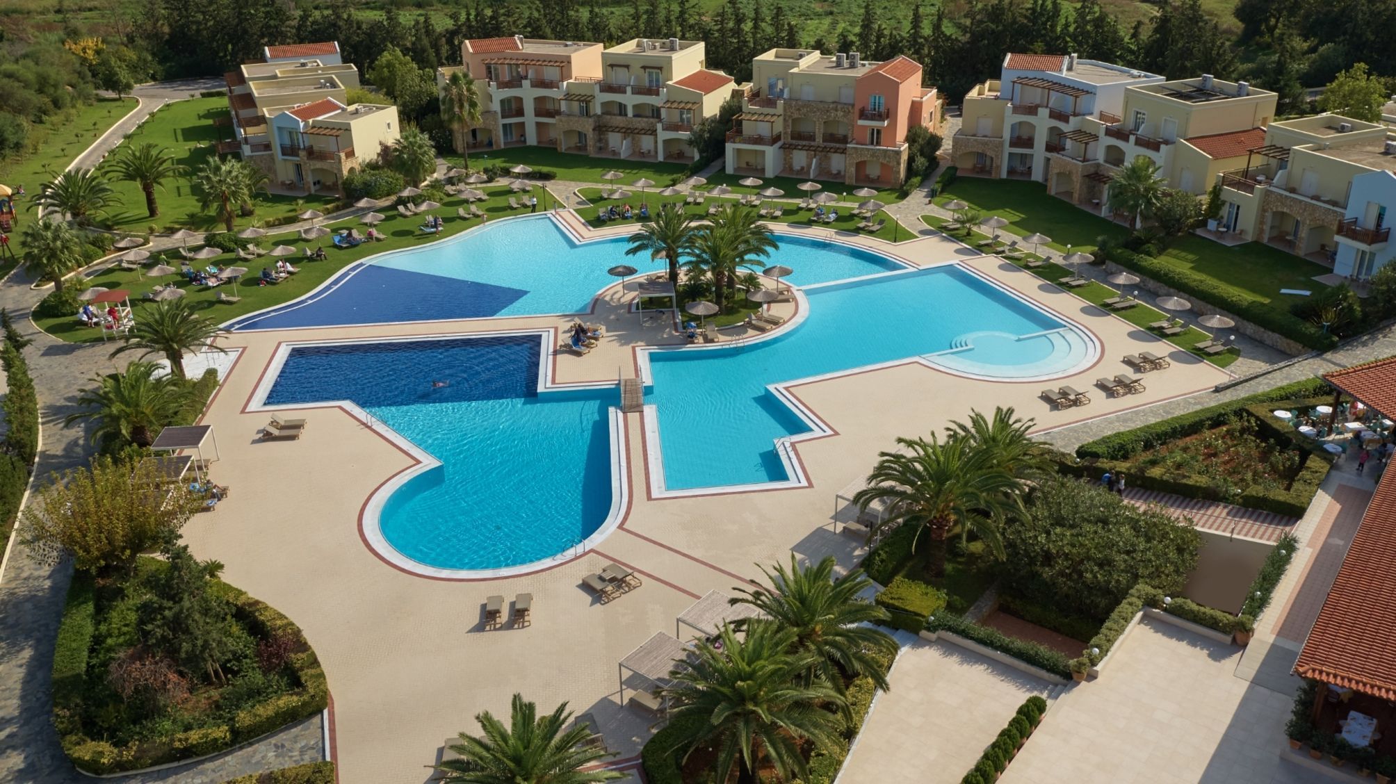 Pilot Beach Resort 2