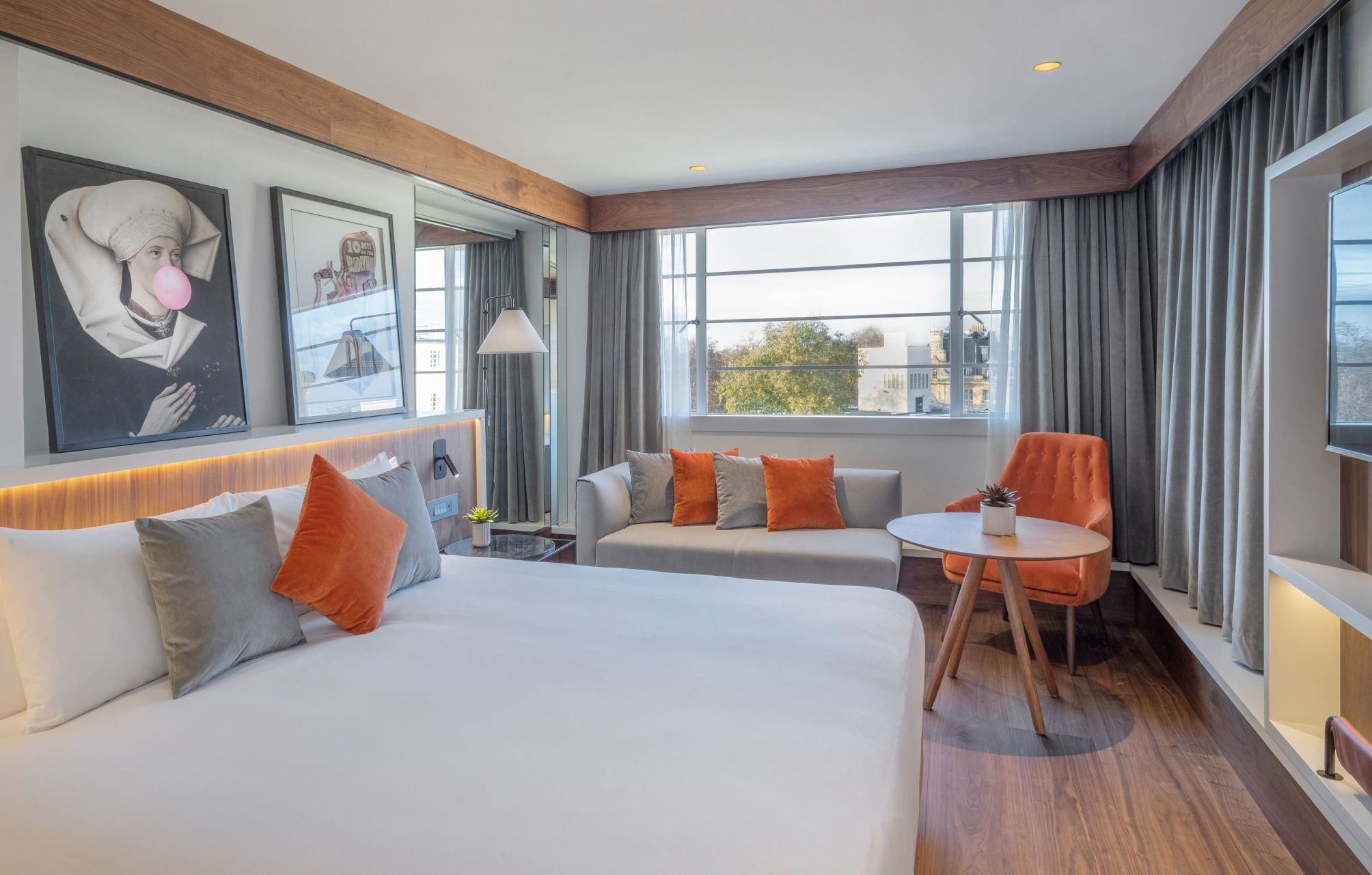 Premium Connected Room