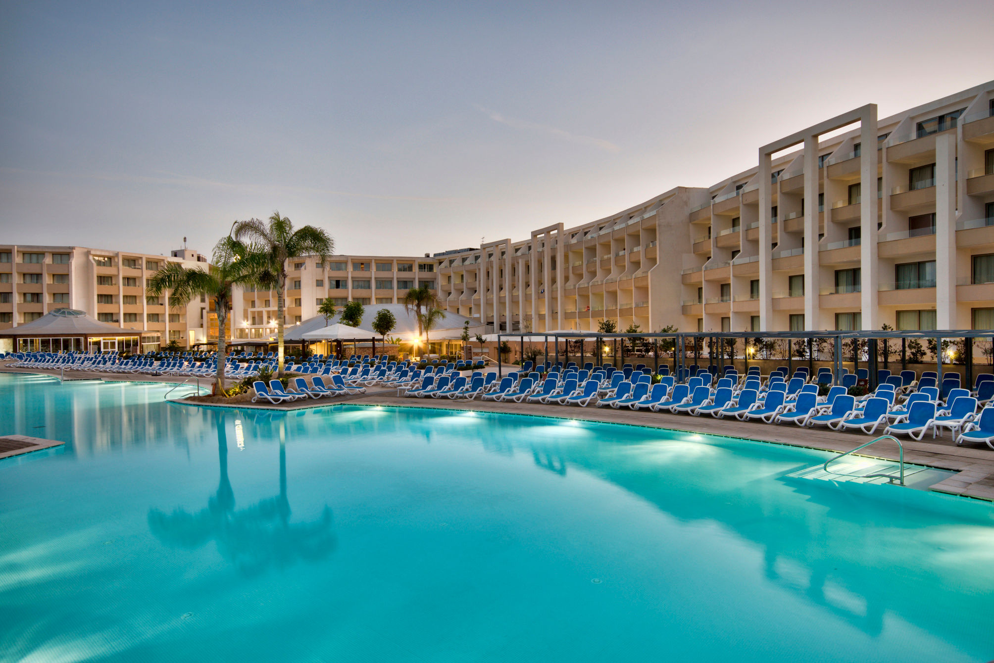 db Seabank Resort + Spa All Inclusive 2
