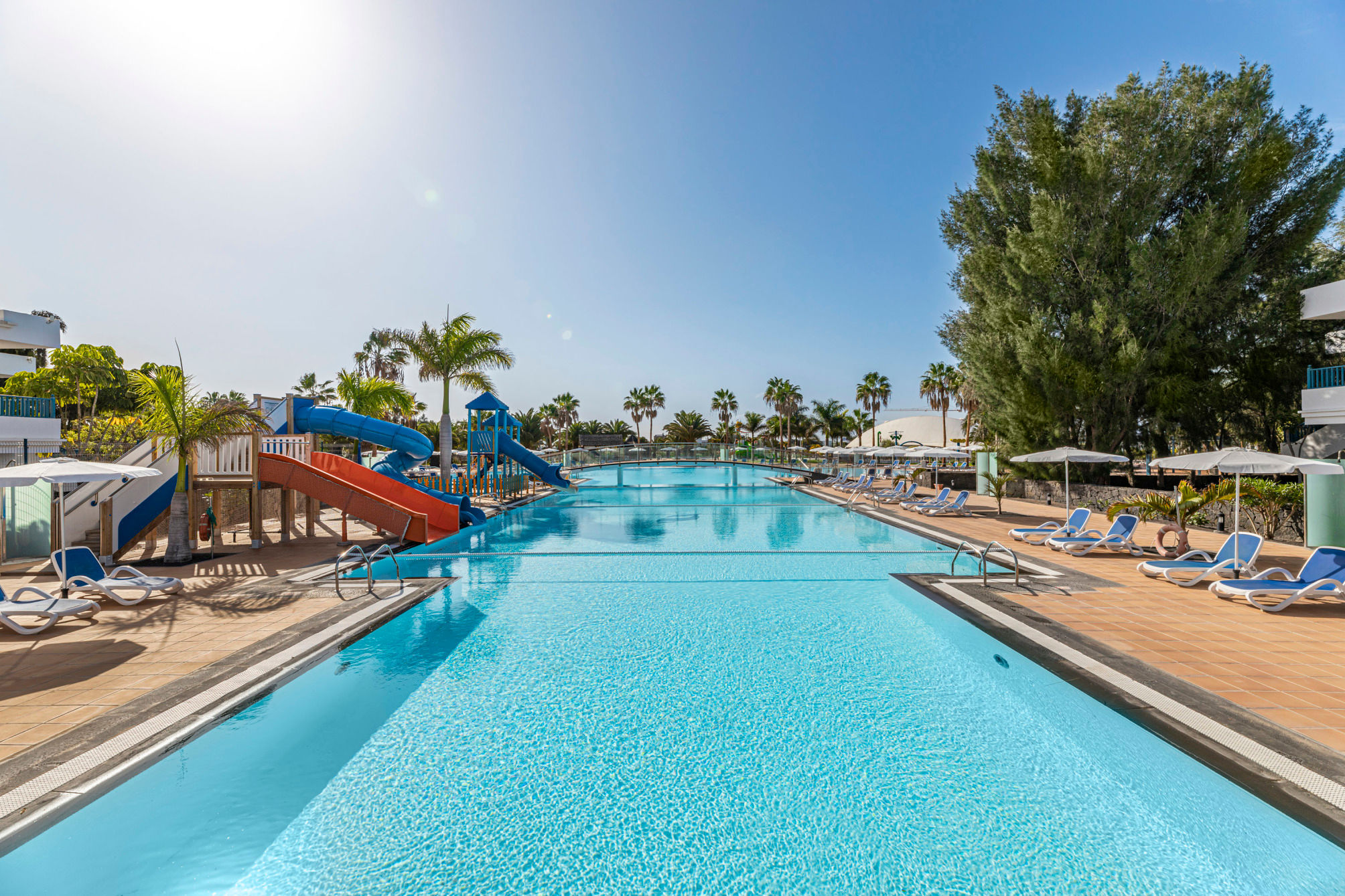 THB Tropical Island 2