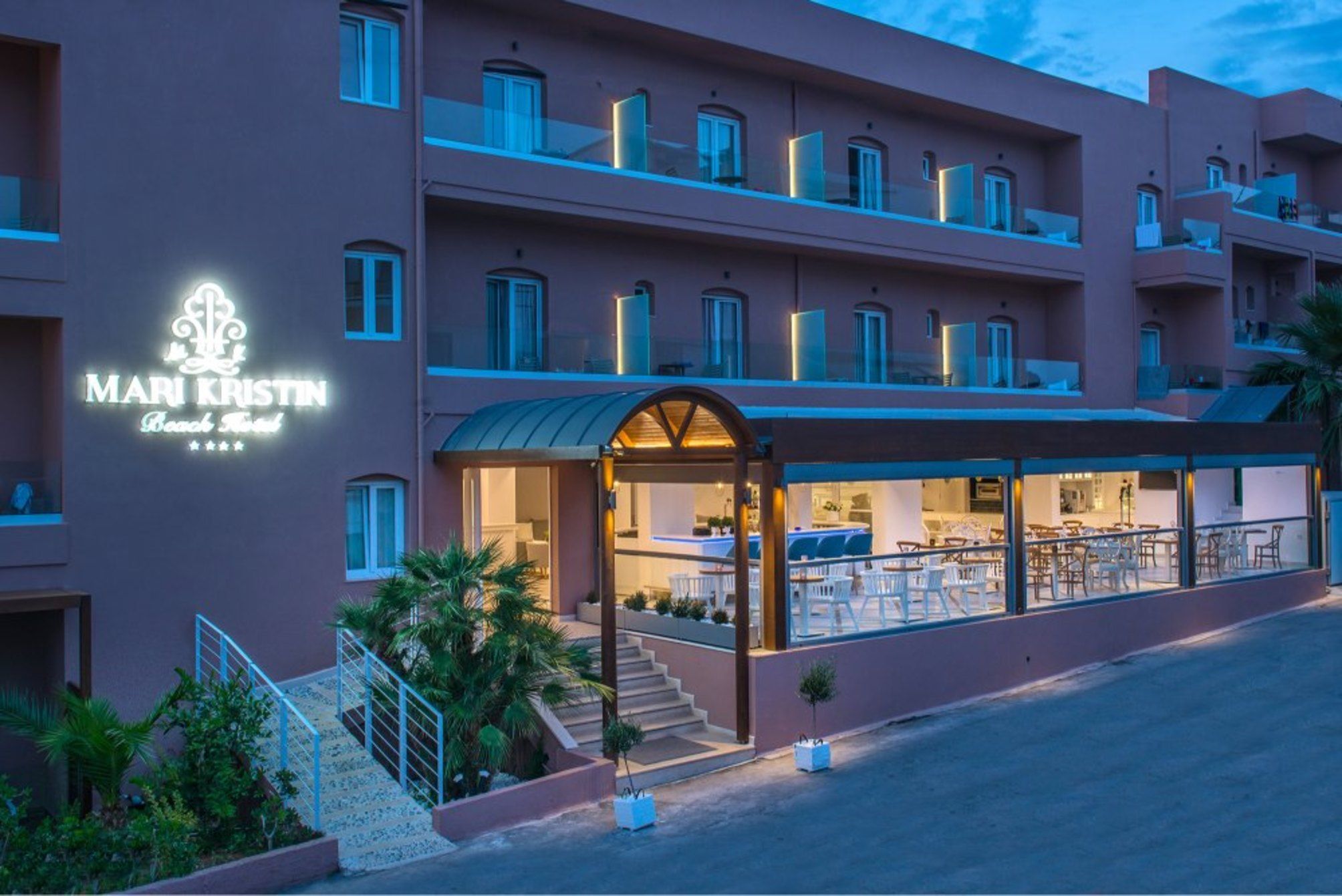 Mari Kristin Beach Hotel 2