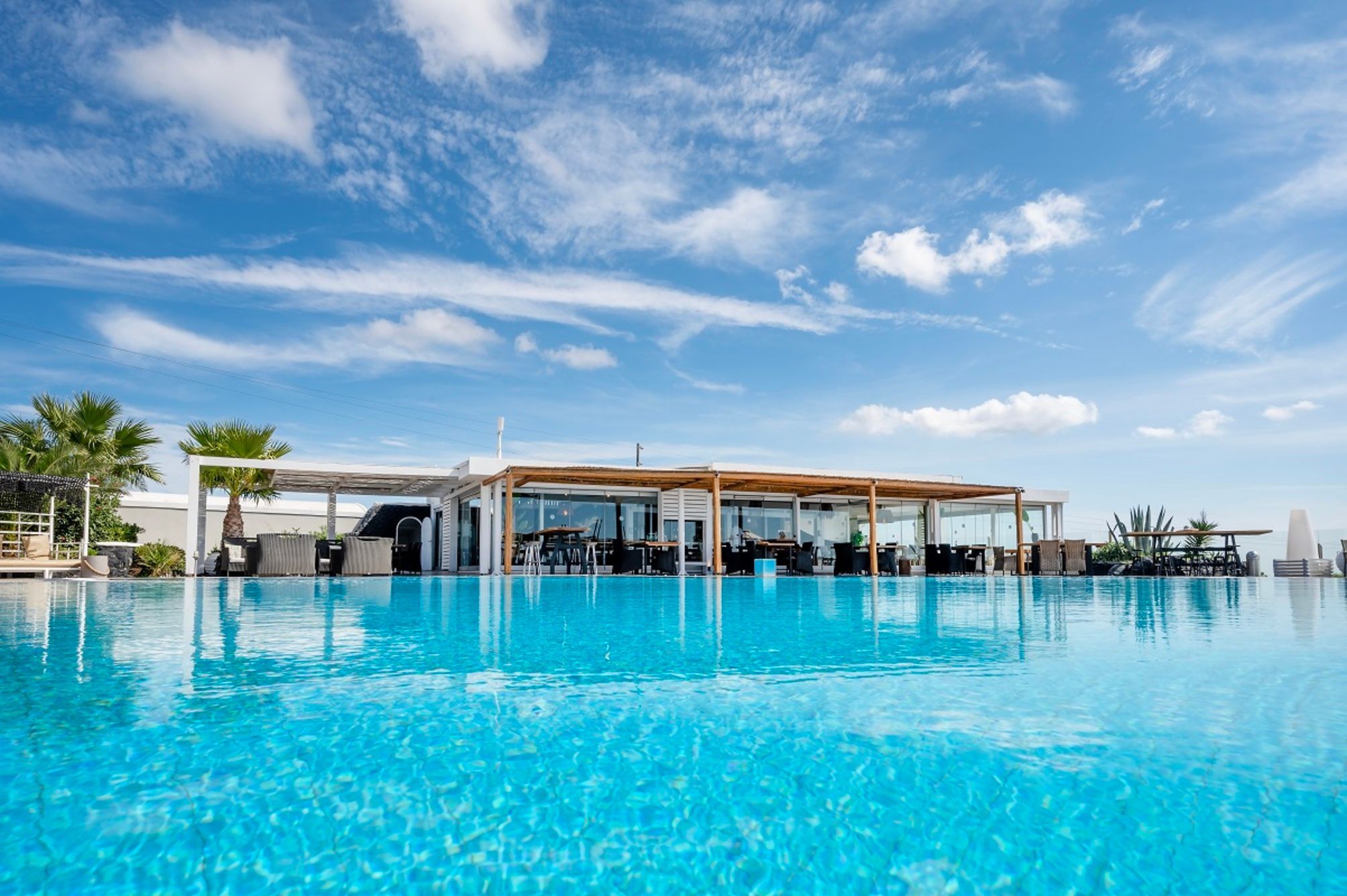 Smy Santorini Suites & Villas 2
