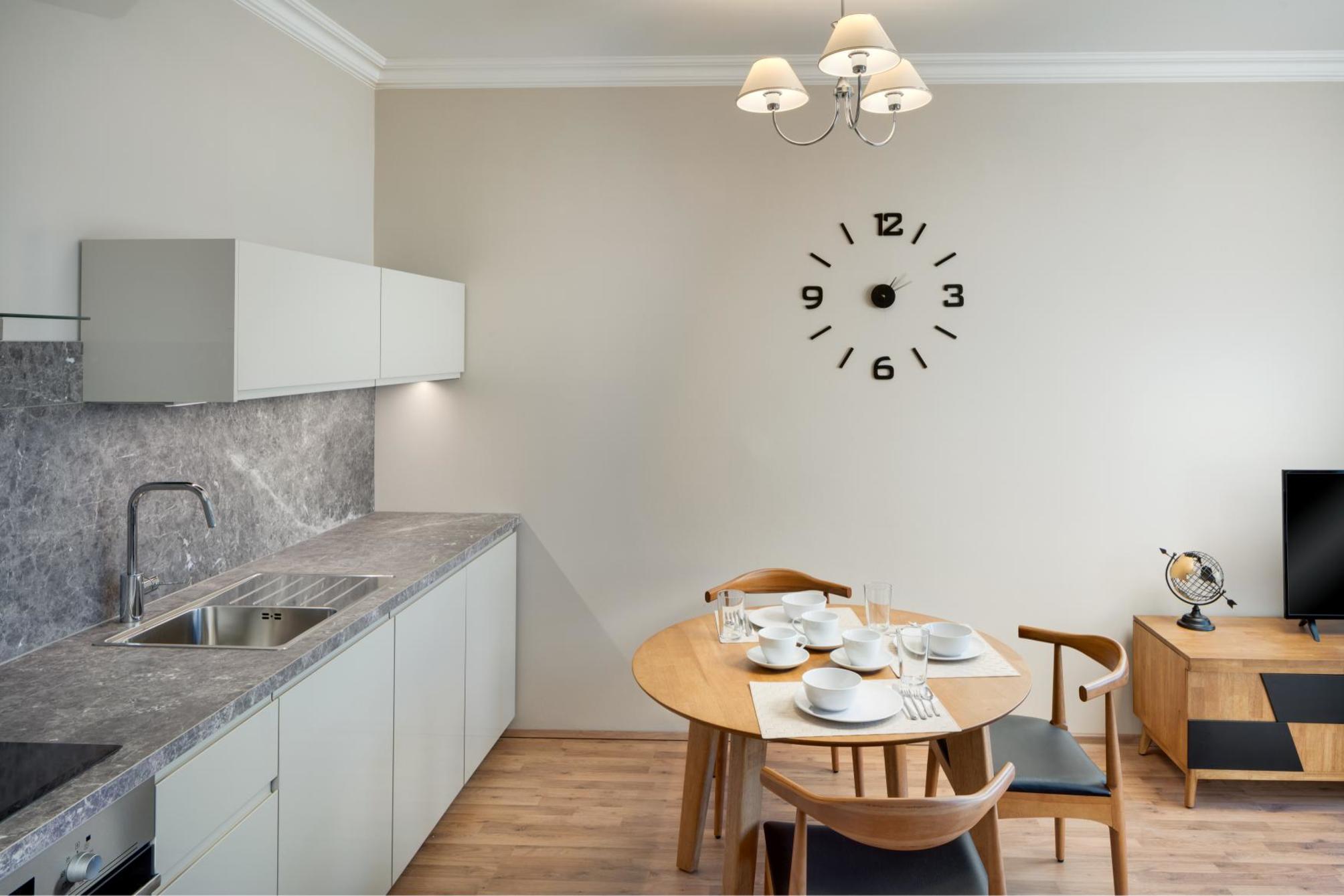 Louren Apartments 2