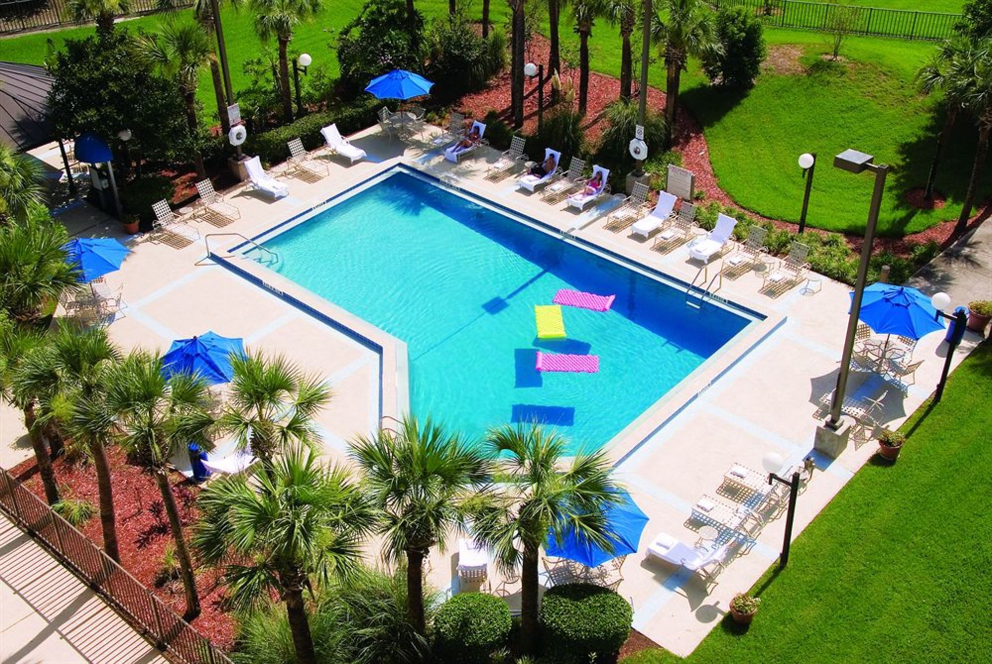 Holiday Inn ORLANDO-INTERNATIONAL AIRPORT by IHG 2