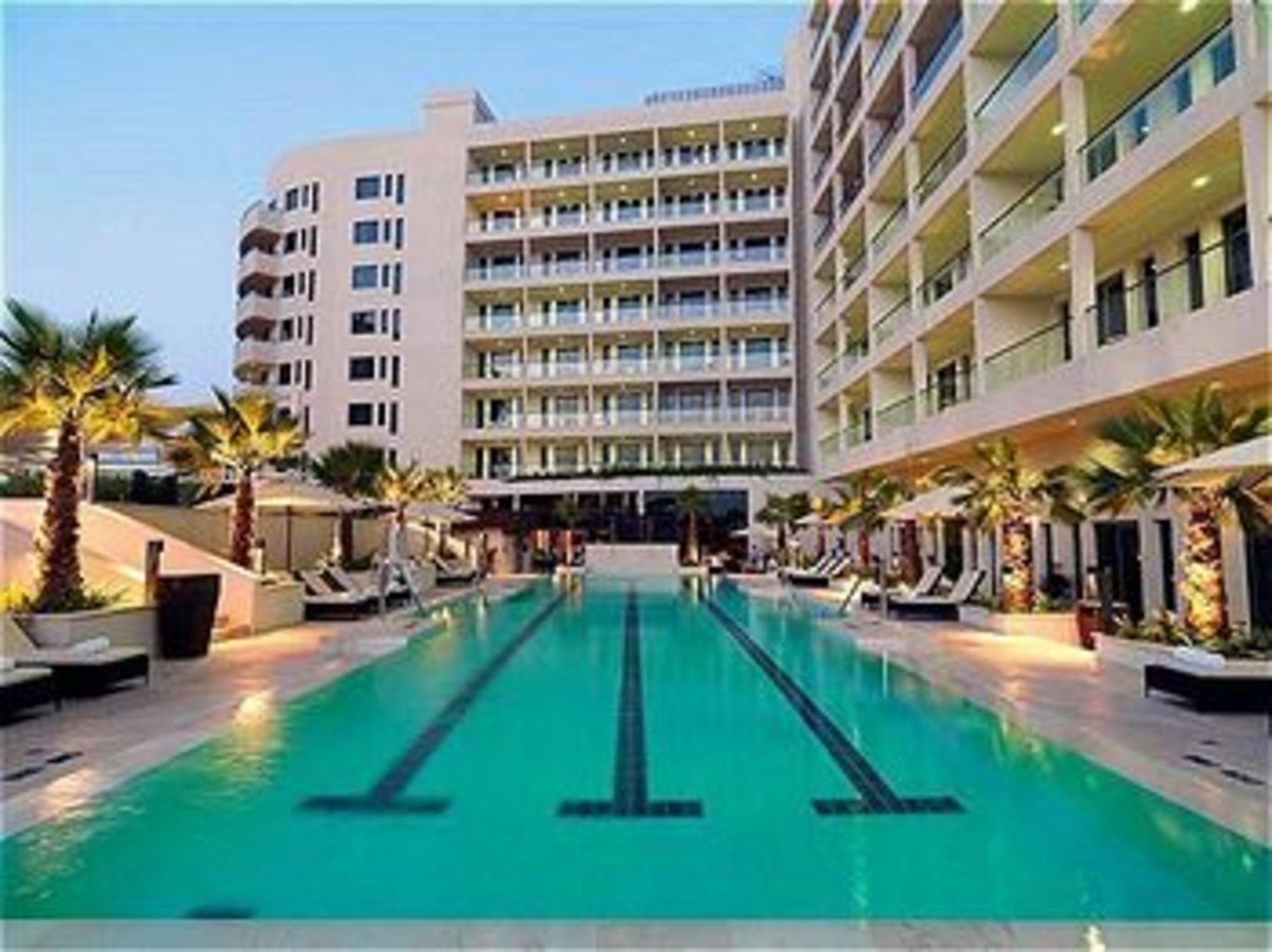 Staybridge Suites ABU DHABI - YAS ISLAND by IHG 2