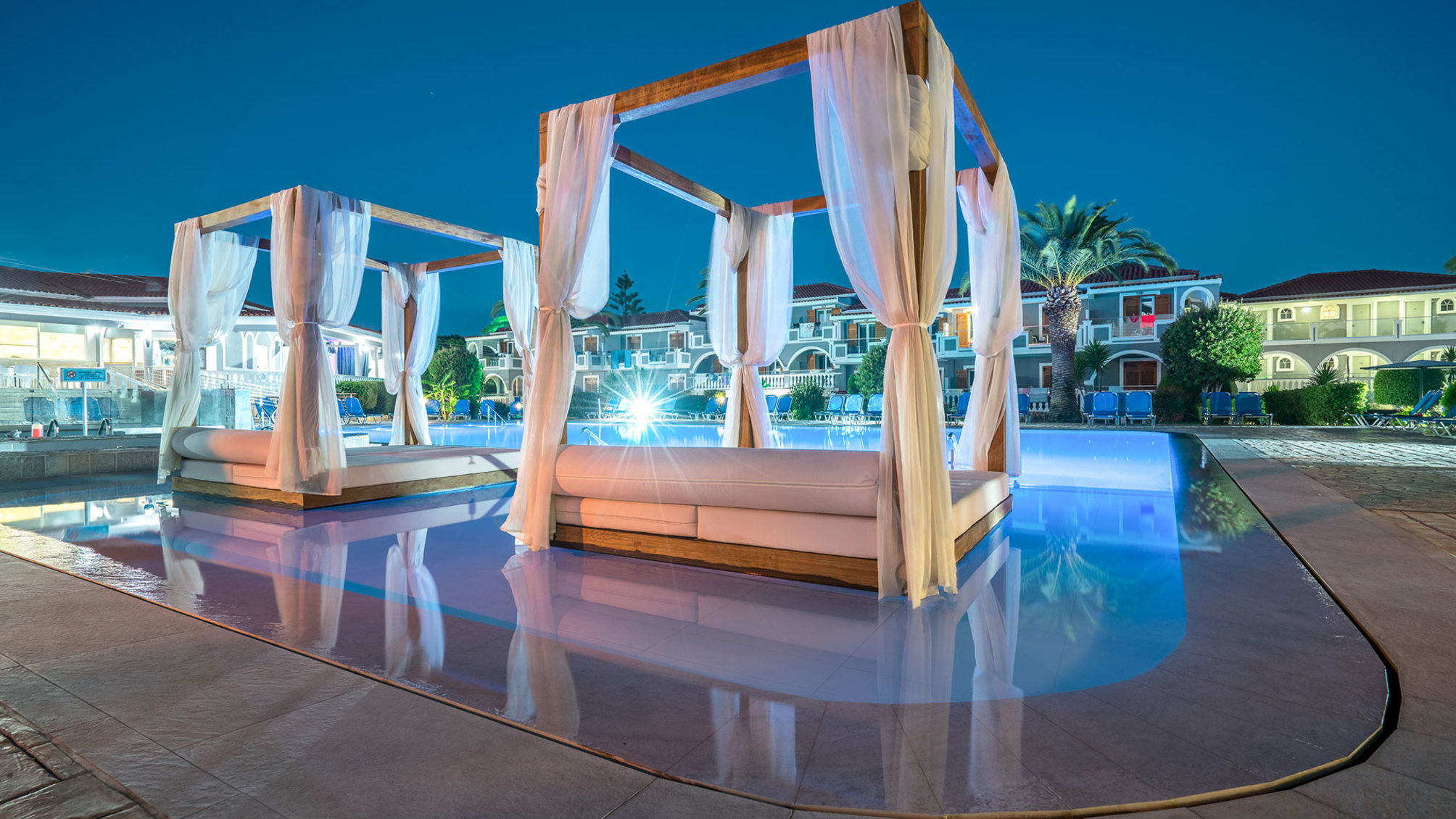Golden Sun Hotel 1