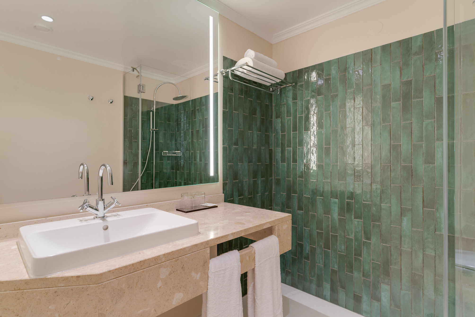 Habitación con Vista parcial al mar