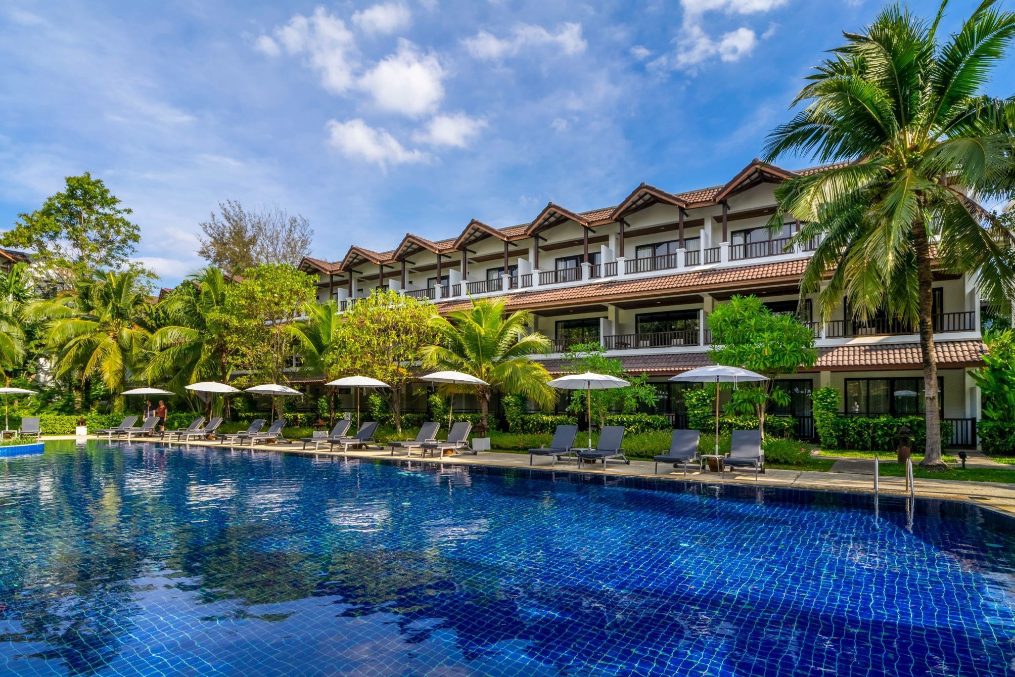 Sunprime Kamala Beach 2
