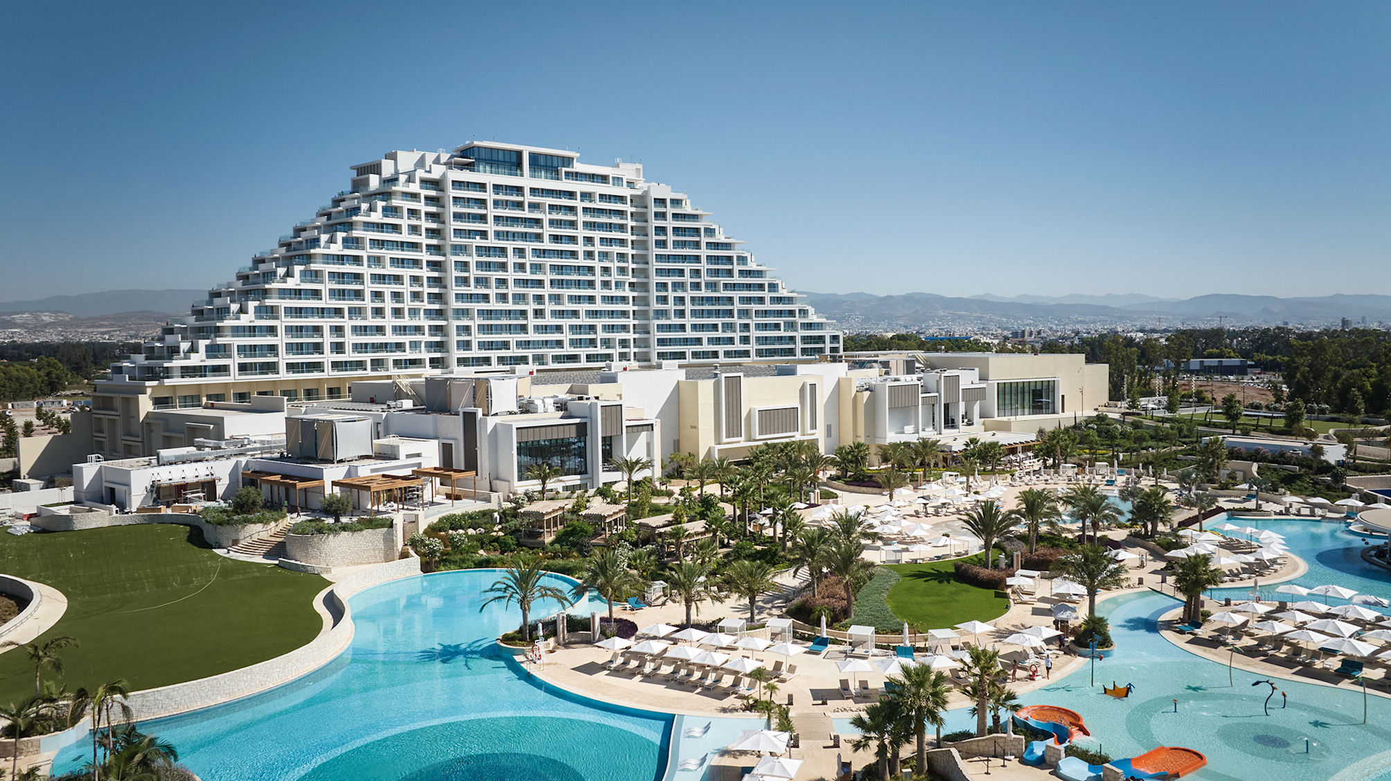 City of Dreams Mediterranean - Integrated Resort, Casino & Entertainment 2