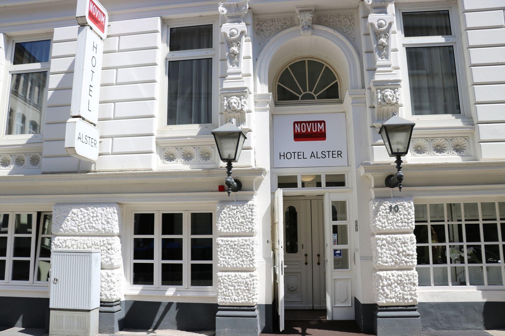 Novum Hotel Alster Hamburg 1