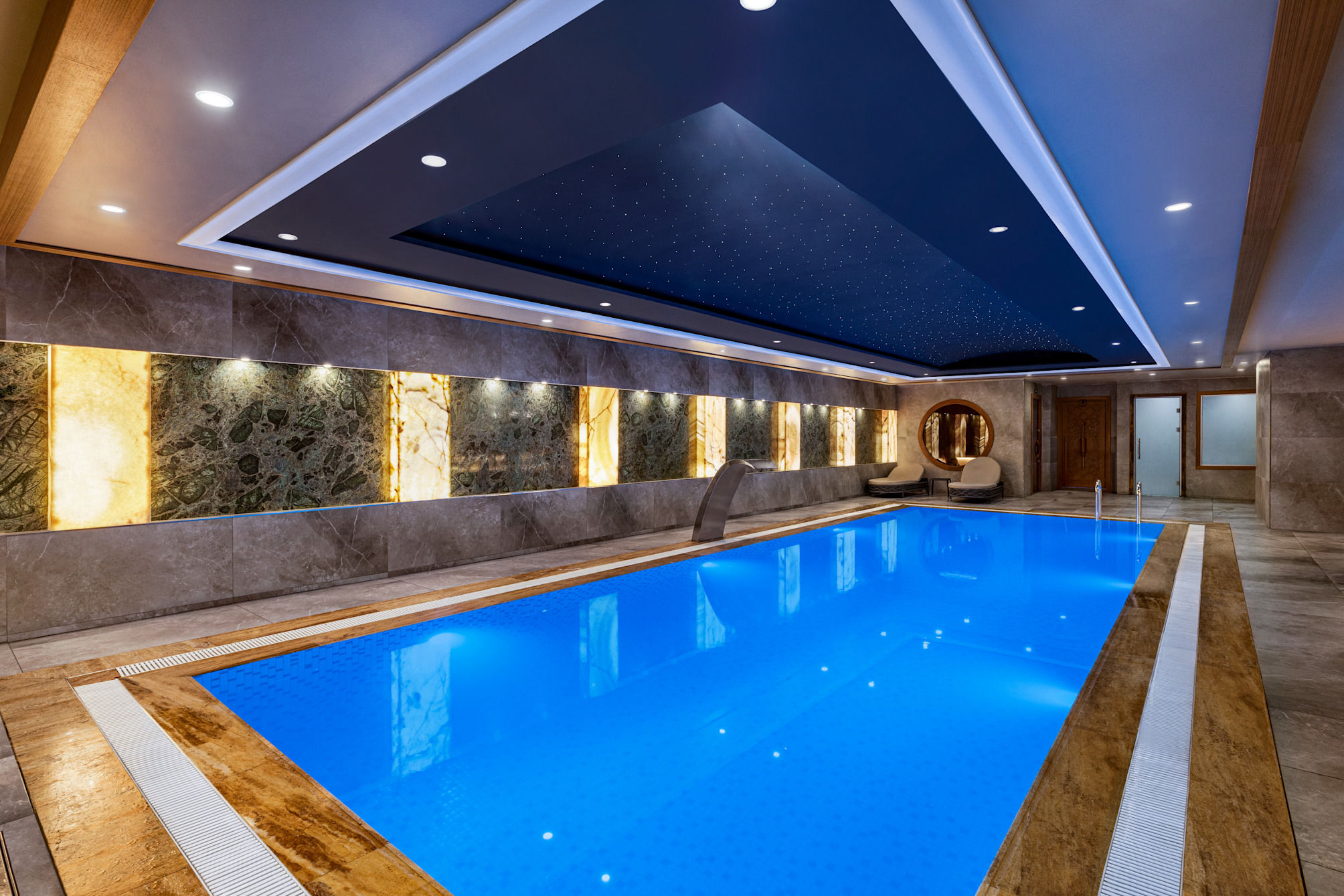 Ramada By Wyndham Istanbul Pera 2