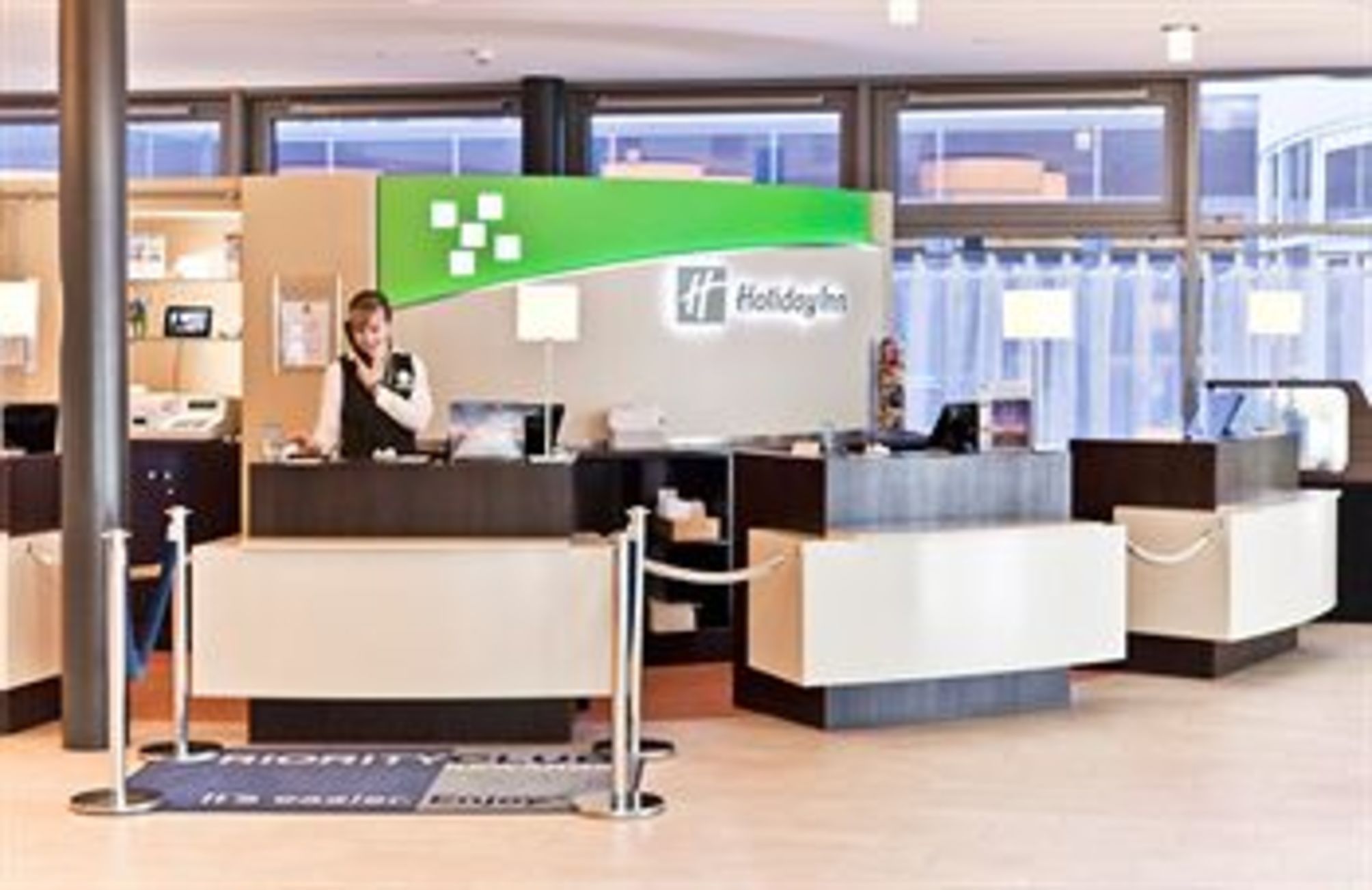 Holiday Inn BERLIN AIRPORT - CONF CENTRE by IHG 2