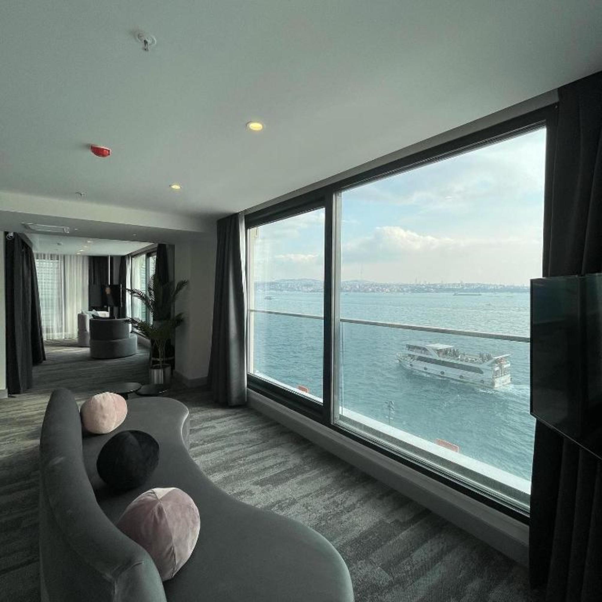 The Pera Bosphorus Hotel 2