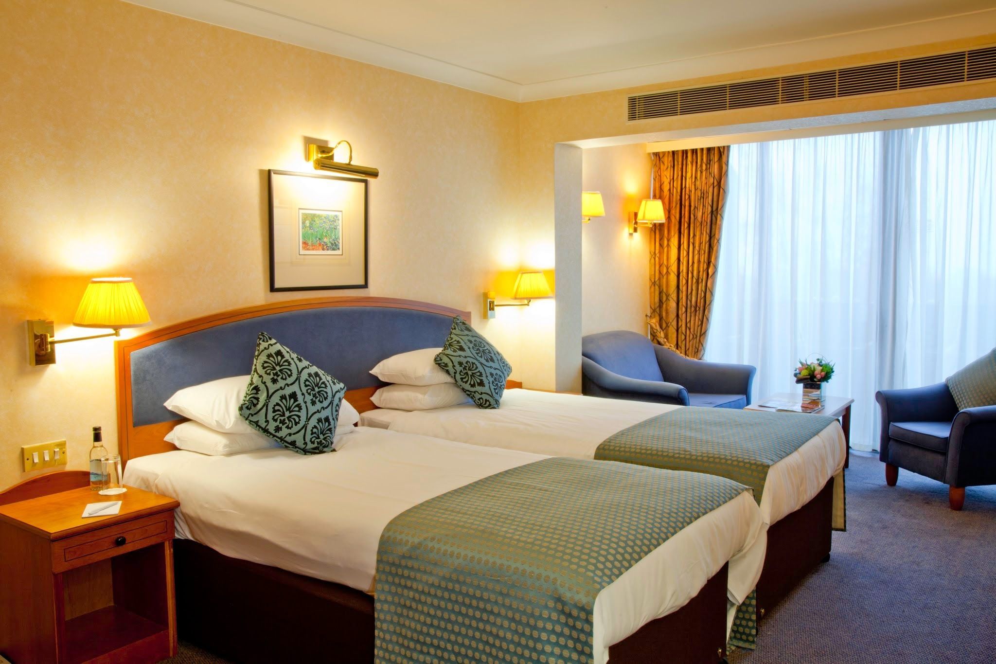 Derby Mickleover Hotel, BW Signature Collection 1