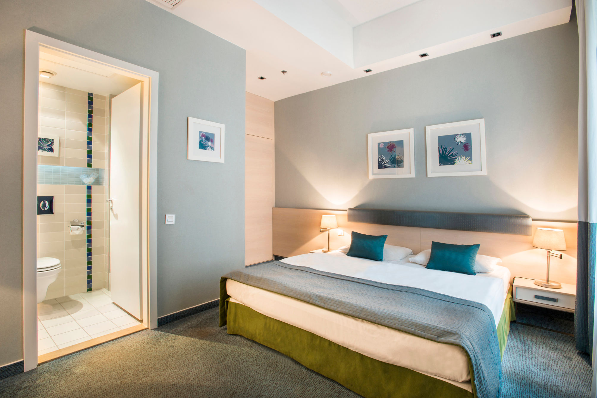 Atrium Hotel by Mellow Mood Hotels 1