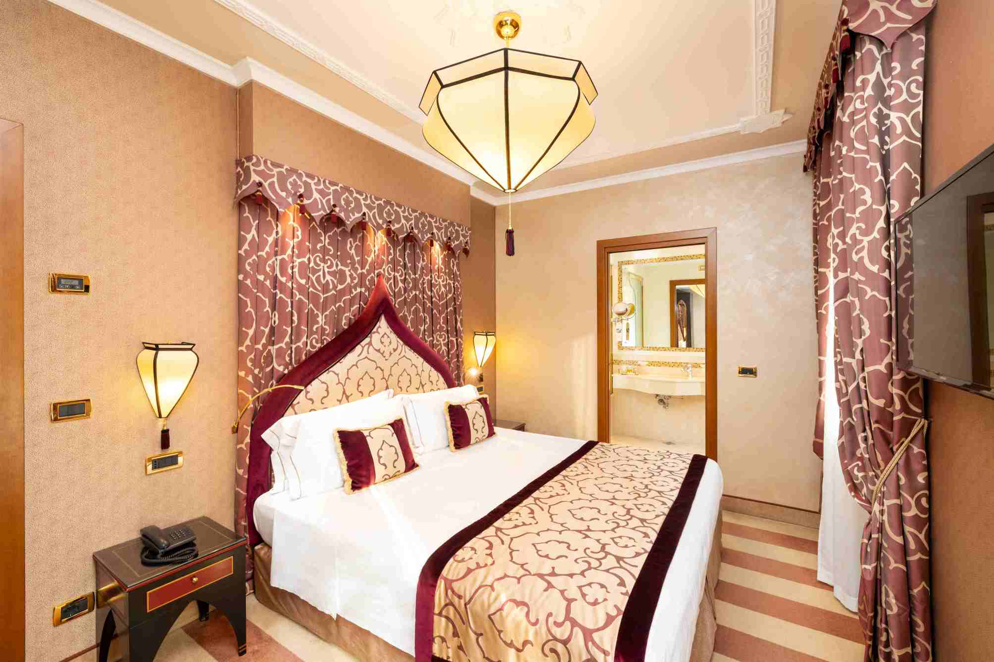 Superior Twin/Double Room