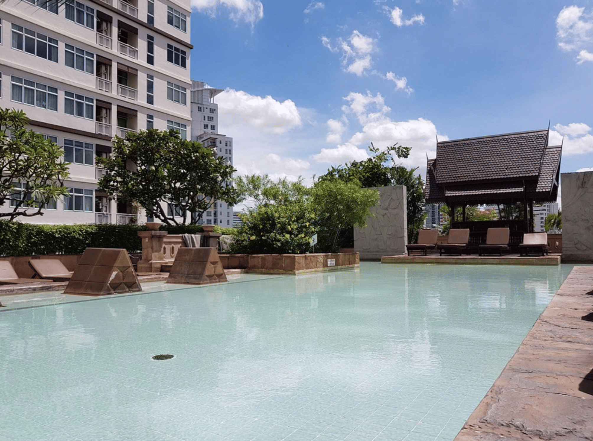 Century Park Hotel 1